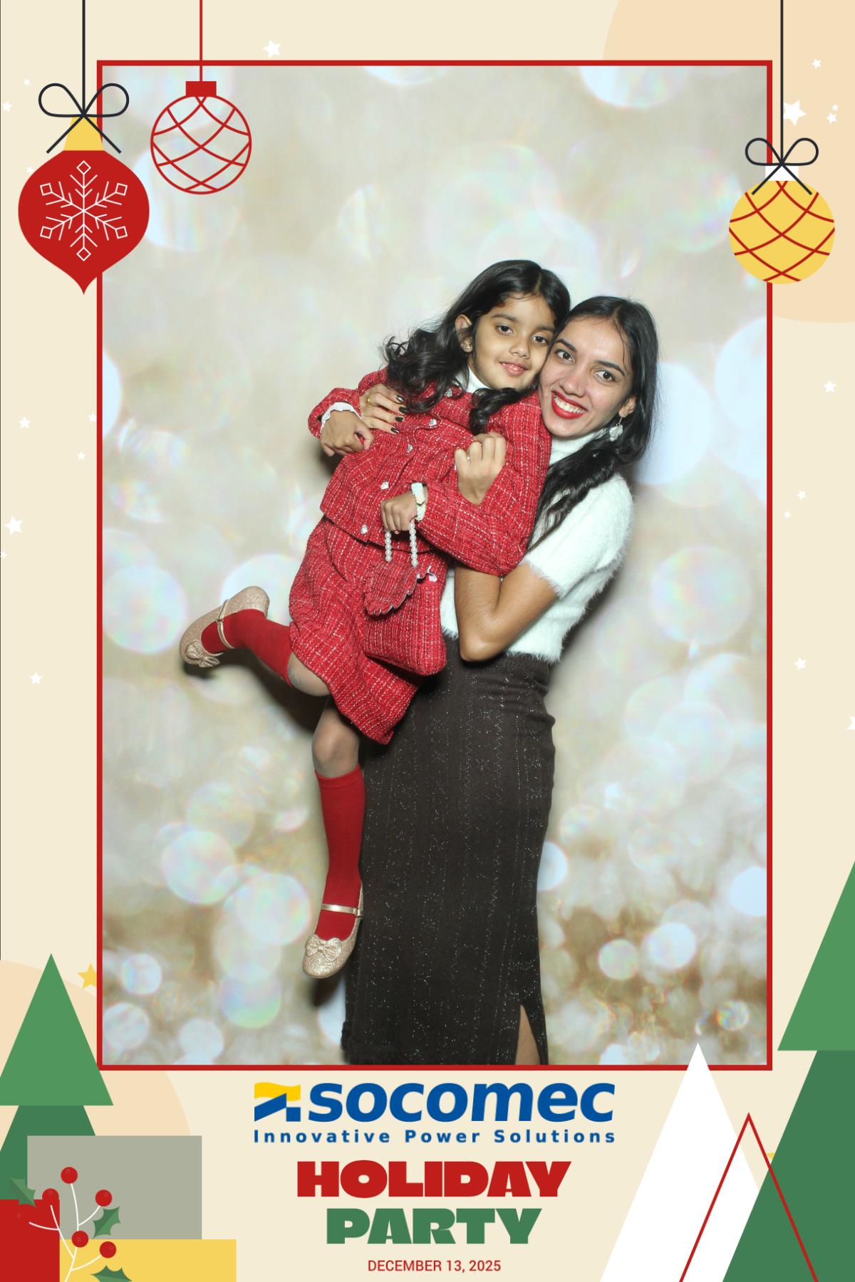 Powersmiths Holiday Party | View more photos from the event at gallery.myselfiemirror.ca/u/romanmyselfiemirrorca/Powersmiths-Holiday-Party-0