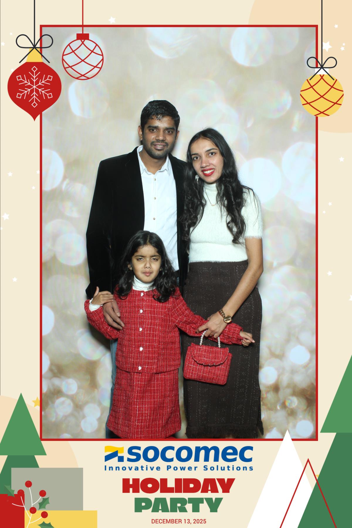 Powersmiths Holiday Party | View more photos from the event at gallery.myselfiemirror.ca/u/romanmyselfiemirrorca/Powersmiths-Holiday-Party-0