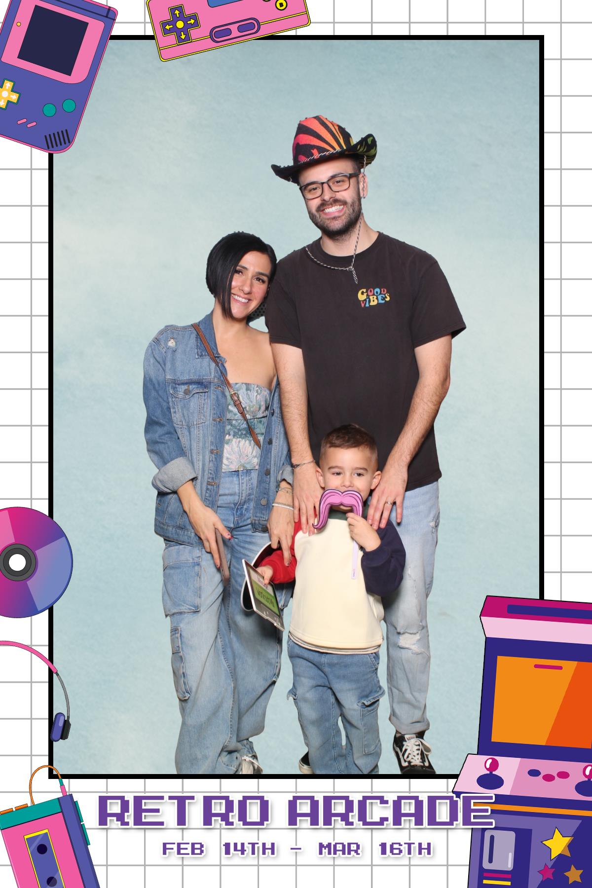 Retro Arcade | View more photos from the event at gallery.myselfiemirror.ca/u/romanmyselfiemirrorca/Retro-Arcade