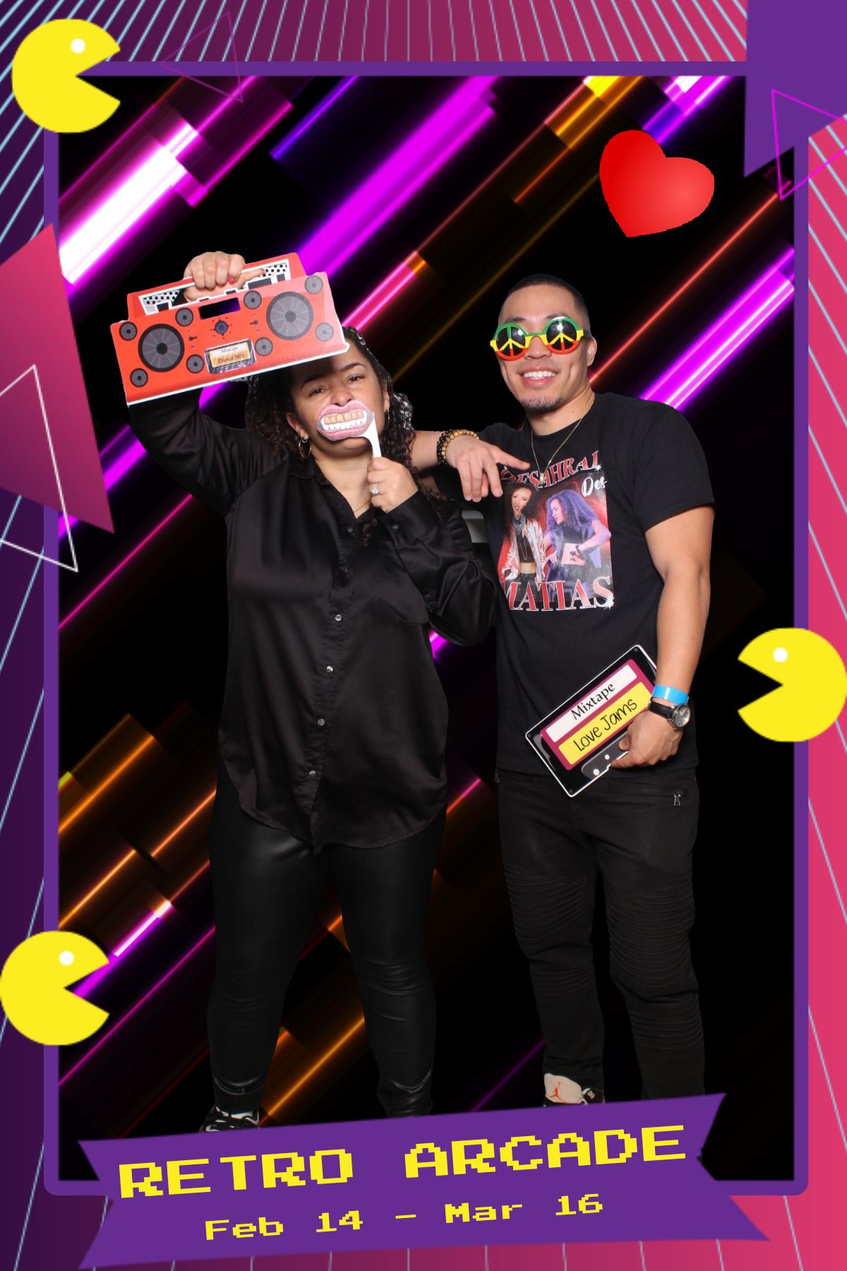 Retro Arcade | View more photos from the event at gallery.myselfiemirror.ca/u/romanmyselfiemirrorca/Retro-Arcade