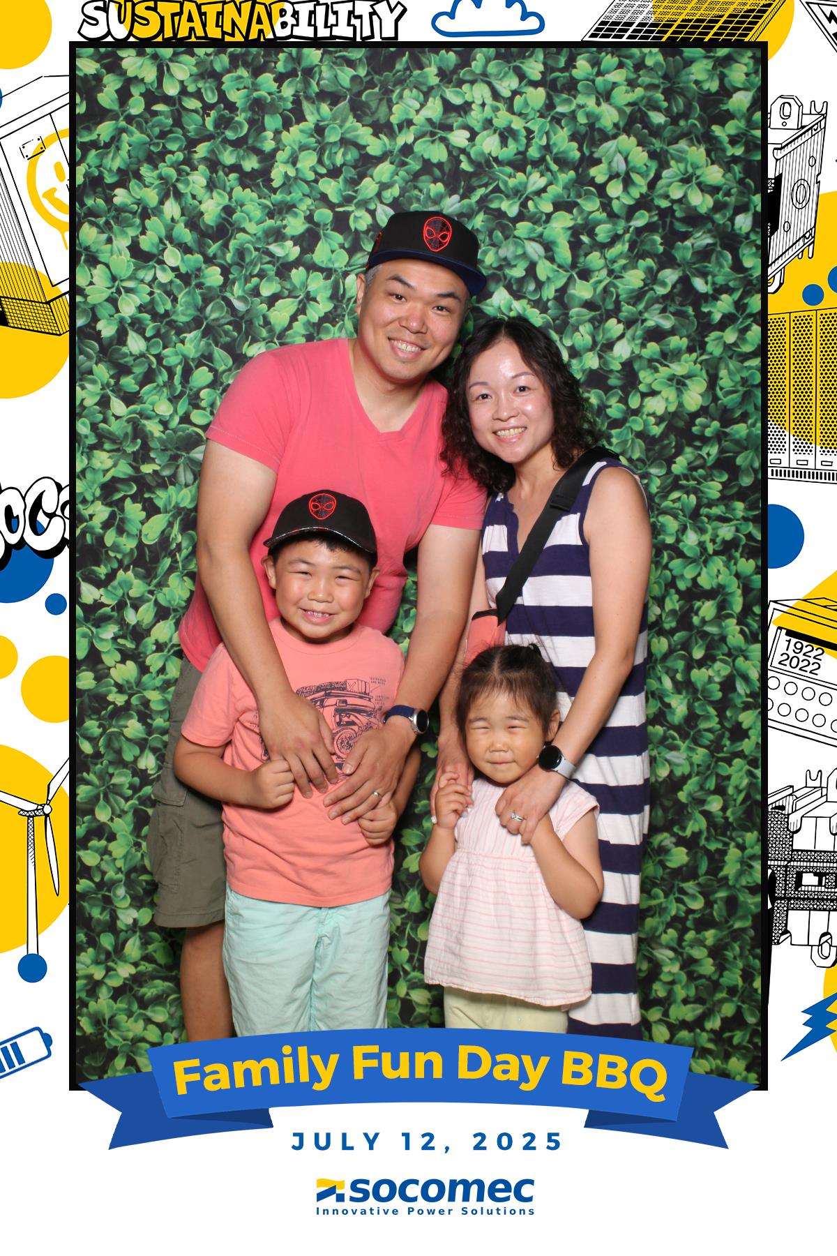 Socomec/Powersmiths Family Fun Day BBQ | View more photos from the event at gallery.myselfiemirror.ca/u/romanmyselfiemirrorca/SocomecPowersmiths-Family-Fun-Day-BBQ