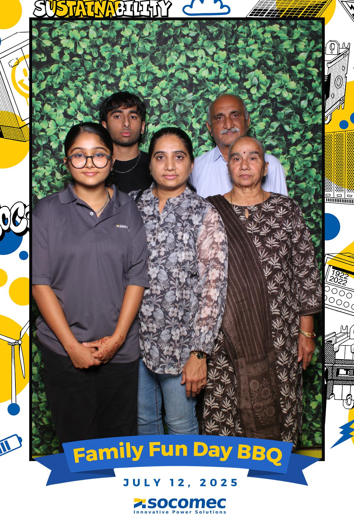 Socomec/Powersmiths Family Fun Day BBQ | View more photos from the event at gallery.myselfiemirror.ca/u/romanmyselfiemirrorca/SocomecPowersmiths-Family-Fun-Day-BBQ