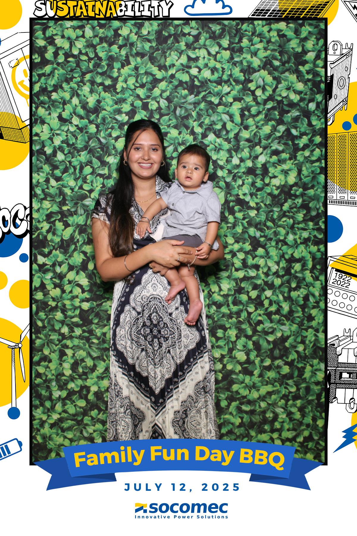 Socomec/Powersmiths Family Fun Day BBQ | View more photos from the event at gallery.myselfiemirror.ca/u/romanmyselfiemirrorca/SocomecPowersmiths-Family-Fun-Day-BBQ