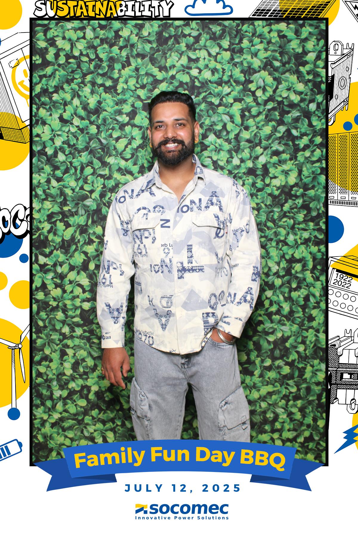 Socomec/Powersmiths Family Fun Day BBQ | View more photos from the event at gallery.myselfiemirror.ca/u/romanmyselfiemirrorca/SocomecPowersmiths-Family-Fun-Day-BBQ