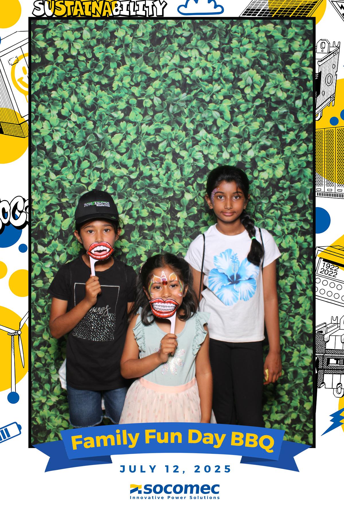 Socomec/Powersmiths Family Fun Day BBQ | View more photos from the event at gallery.myselfiemirror.ca/u/romanmyselfiemirrorca/SocomecPowersmiths-Family-Fun-Day-BBQ