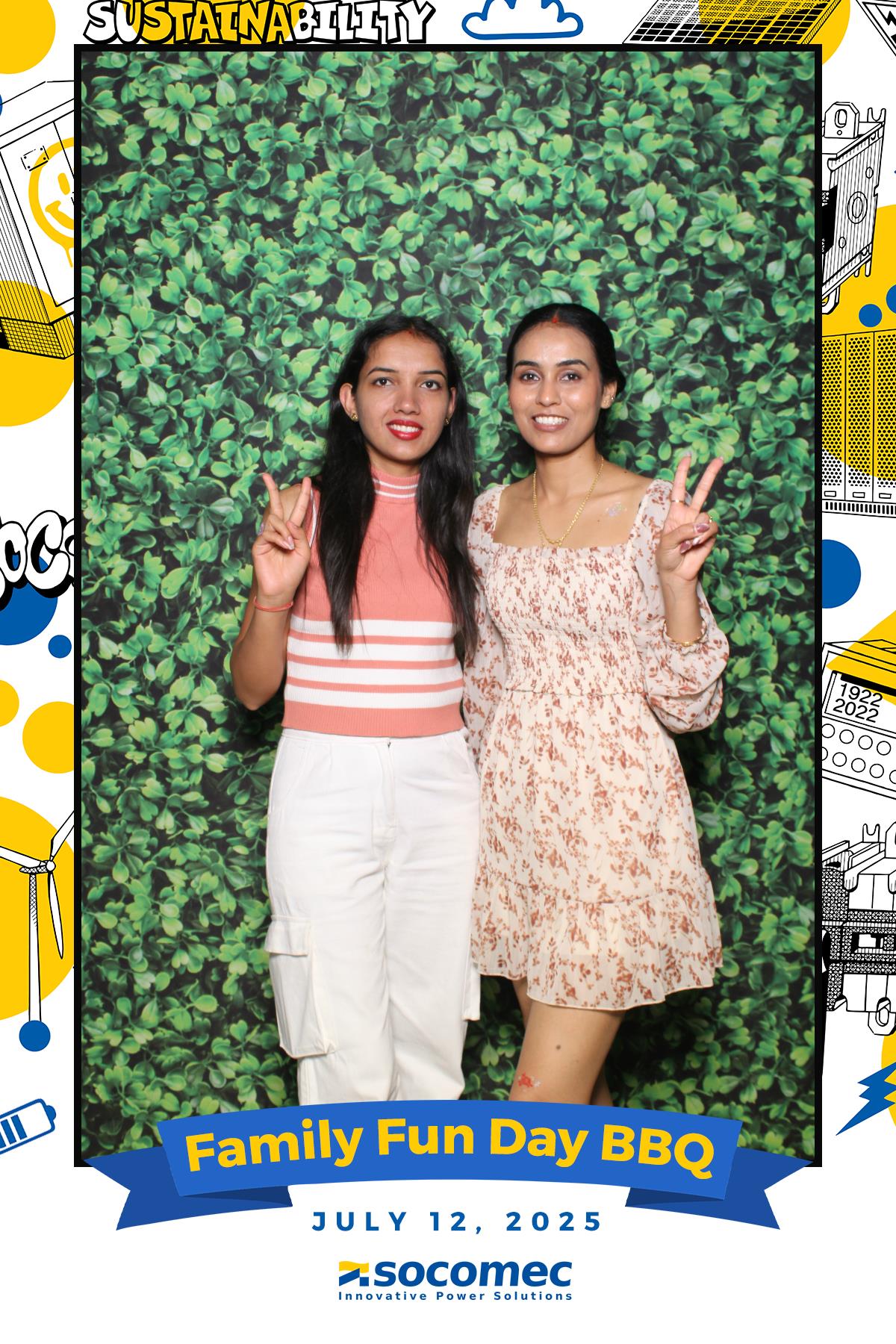 Socomec/Powersmiths Family Fun Day BBQ | View more photos from the event at gallery.myselfiemirror.ca/u/romanmyselfiemirrorca/SocomecPowersmiths-Family-Fun-Day-BBQ