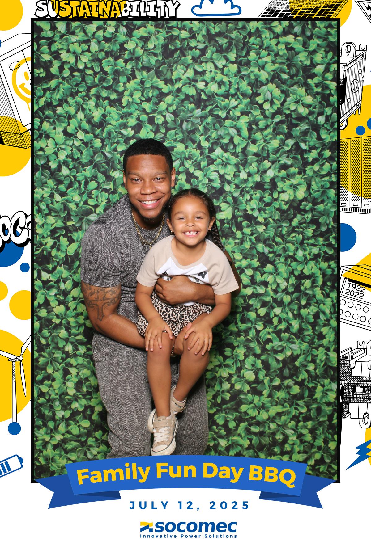 Socomec/Powersmiths Family Fun Day BBQ | View more photos from the event at gallery.myselfiemirror.ca/u/romanmyselfiemirrorca/SocomecPowersmiths-Family-Fun-Day-BBQ