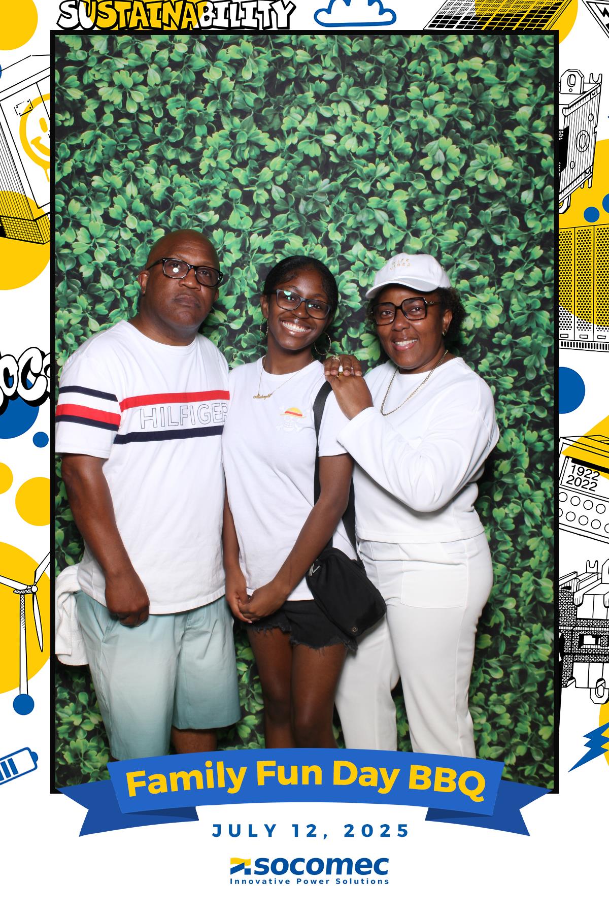 Socomec/Powersmiths Family Fun Day BBQ | View more photos from the event at gallery.myselfiemirror.ca/u/romanmyselfiemirrorca/SocomecPowersmiths-Family-Fun-Day-BBQ