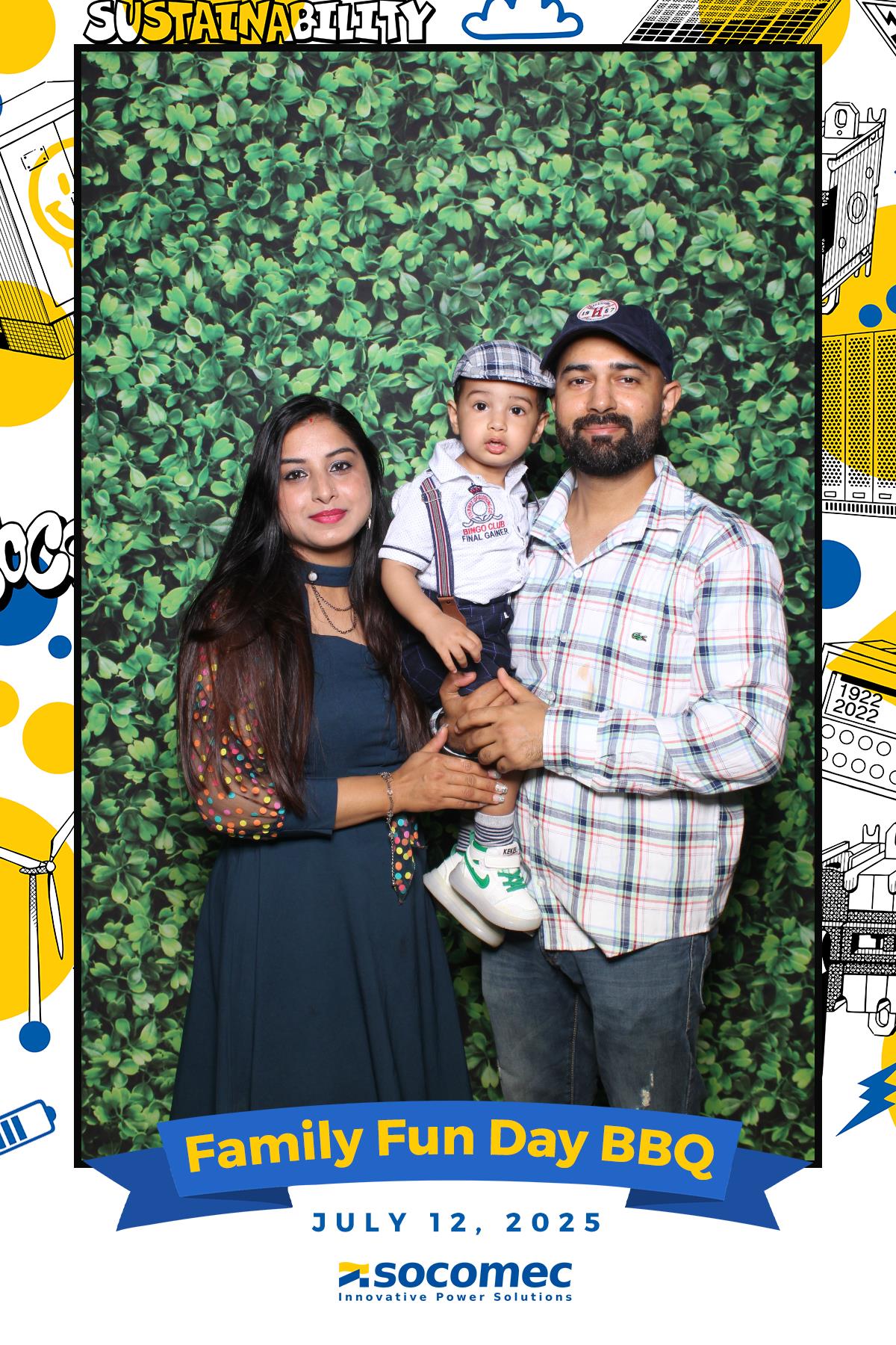 Socomec/Powersmiths Family Fun Day BBQ | View more photos from the event at gallery.myselfiemirror.ca/u/romanmyselfiemirrorca/SocomecPowersmiths-Family-Fun-Day-BBQ