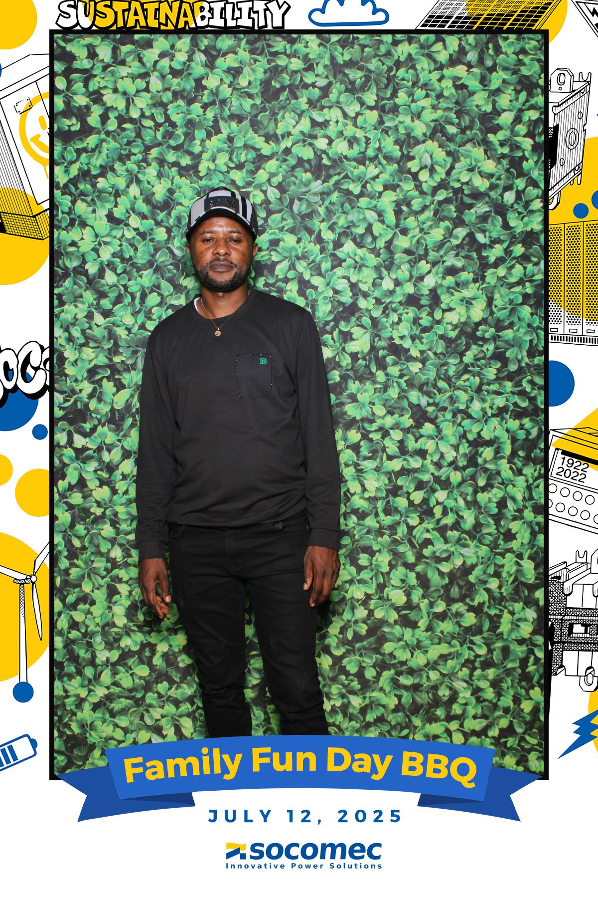 Socomec/Powersmiths Family Fun Day BBQ | View more photos from the event at gallery.myselfiemirror.ca/u/romanmyselfiemirrorca/SocomecPowersmiths-Family-Fun-Day-BBQ