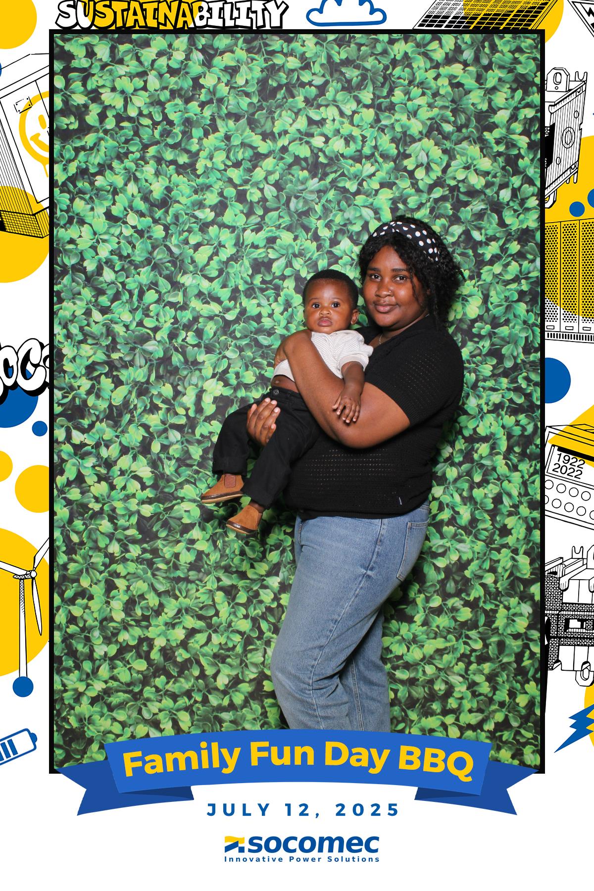 Socomec/Powersmiths Family Fun Day BBQ | View more photos from the event at gallery.myselfiemirror.ca/u/romanmyselfiemirrorca/SocomecPowersmiths-Family-Fun-Day-BBQ