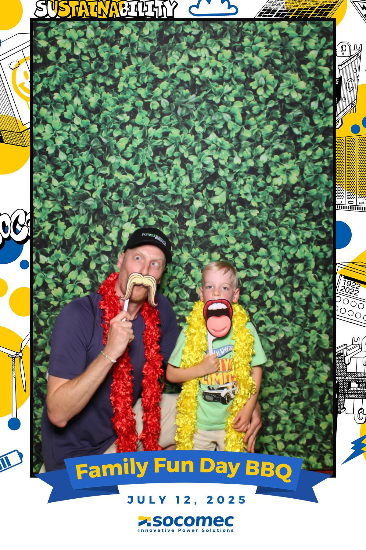 Socomec/Powersmiths Family Fun Day BBQ | View more photos from the event at gallery.myselfiemirror.ca/u/romanmyselfiemirrorca/SocomecPowersmiths-Family-Fun-Day-BBQ