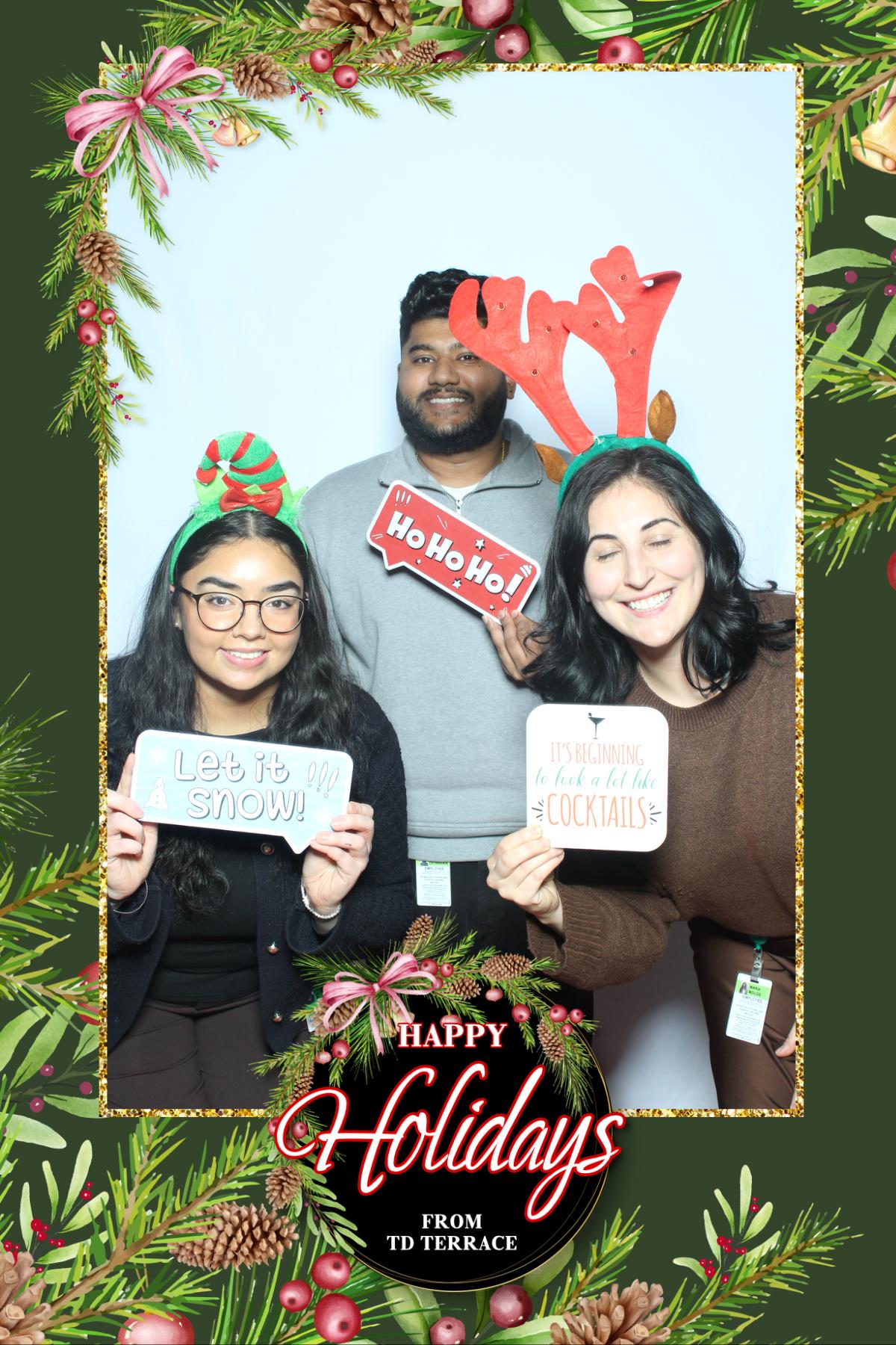 TD Bank Holiday Party | View more photos from the event at gallery.myselfiemirror.ca/u/romanmyselfiemirrorca/TD-Bank-Holiday-Party