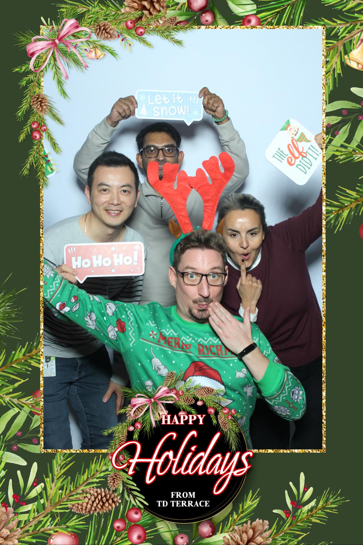 TD Bank Holiday Party | View more photos from the event at gallery.myselfiemirror.ca/u/romanmyselfiemirrorca/TD-Bank-Holiday-Party