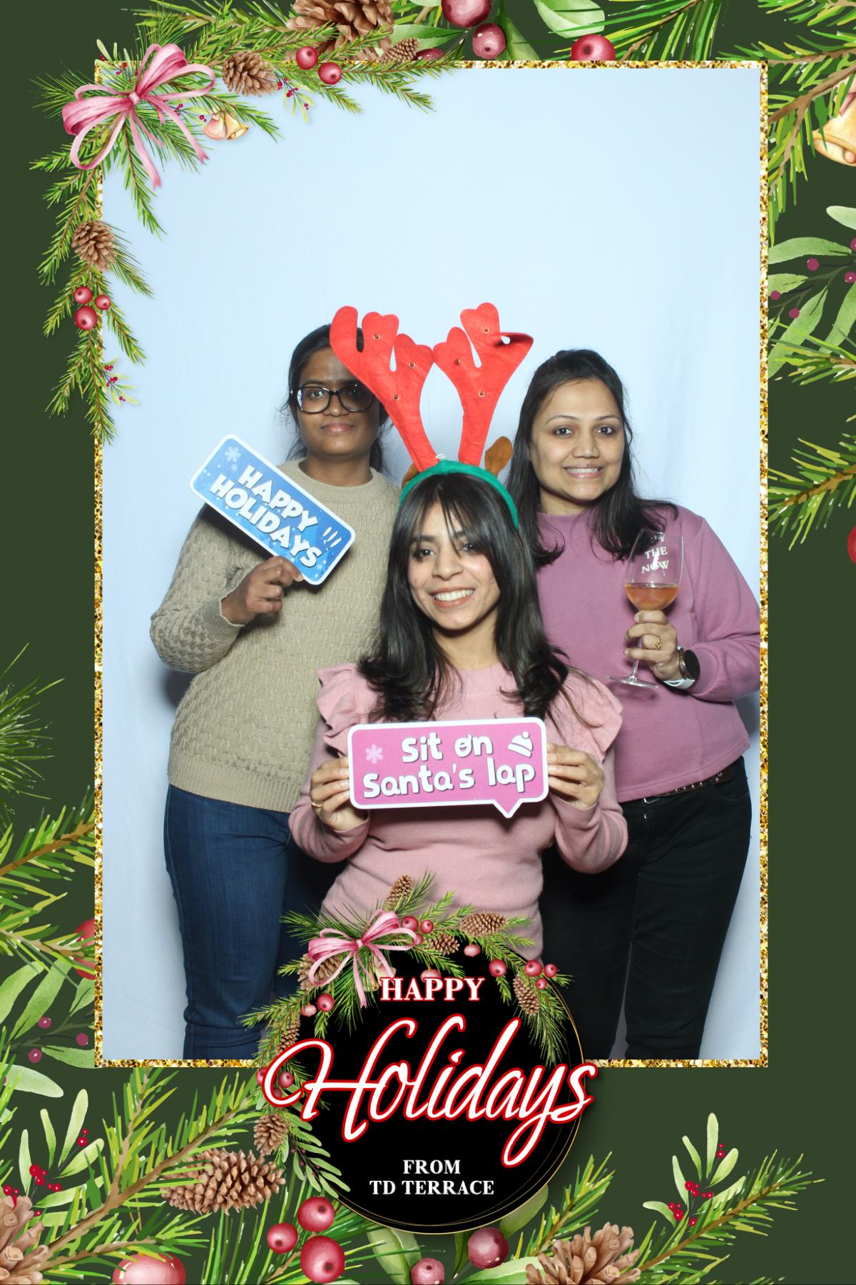 TD Bank Holiday Party | View more photos from the event at gallery.myselfiemirror.ca/u/romanmyselfiemirrorca/TD-Bank-Holiday-Party