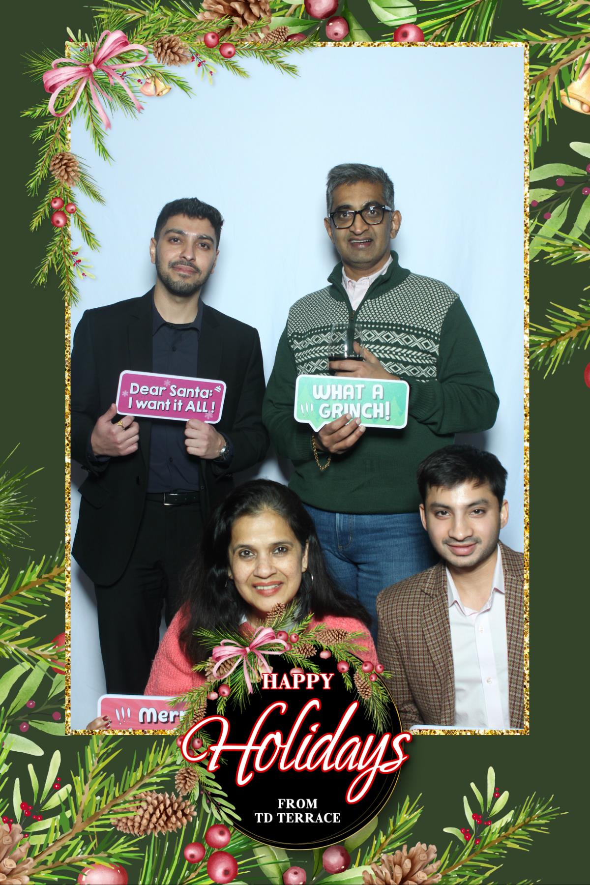 TD Bank Holiday Party | View more photos from the event at gallery.myselfiemirror.ca/u/romanmyselfiemirrorca/TD-Bank-Holiday-Party