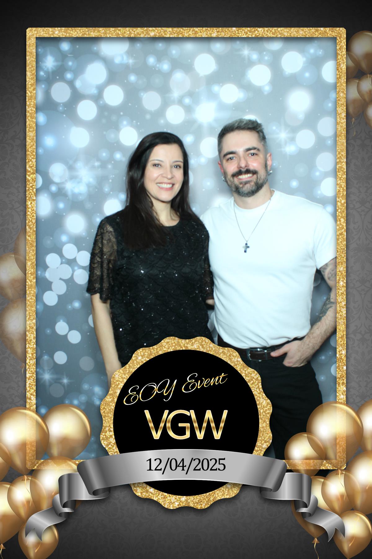 VGW End of Year Party | View more photos from the event at gallery.myselfiemirror.ca/u/romanmyselfiemirrorca/VGW-End-of-Year-Party-0