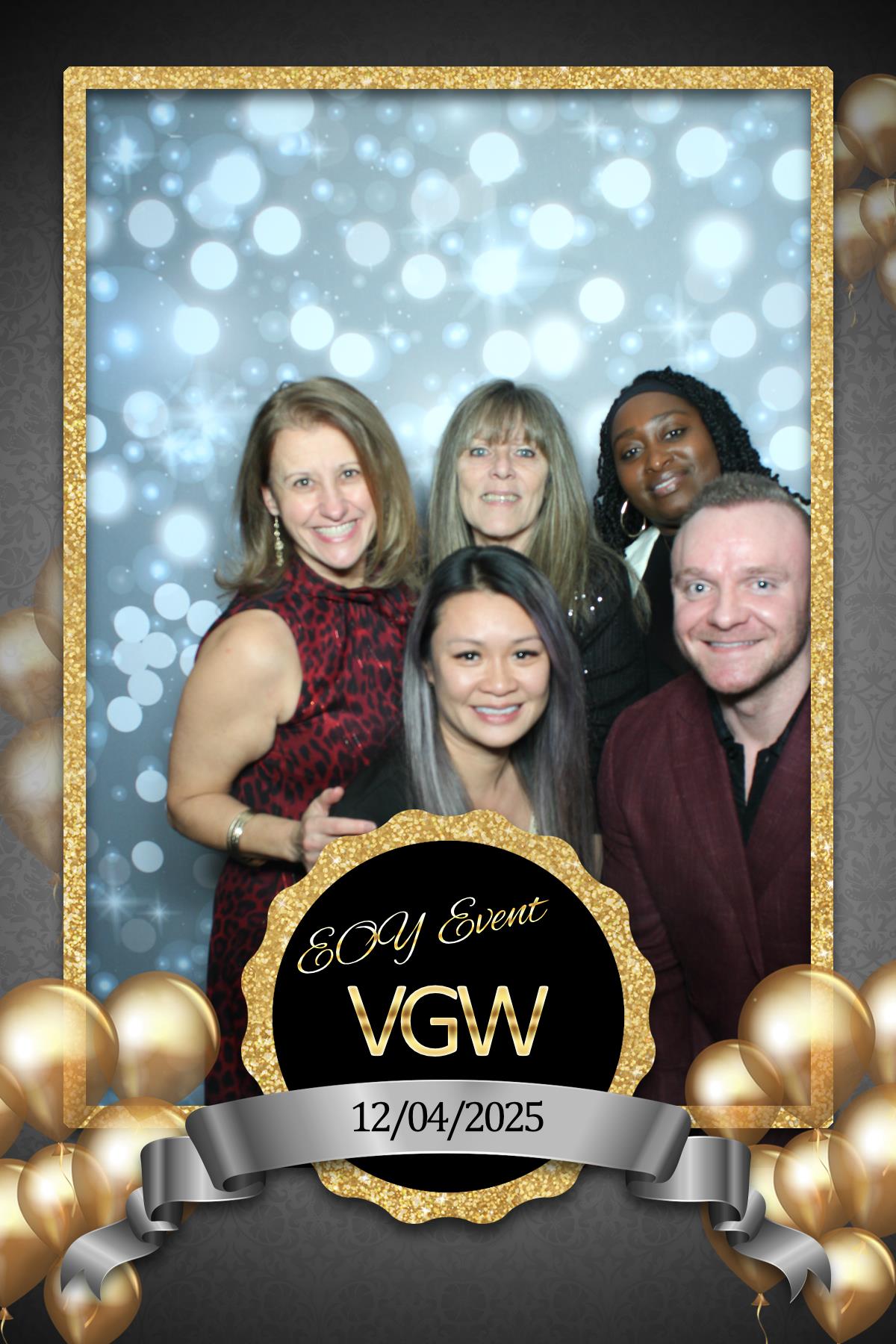 VGW End of Year Party | View more photos from the event at gallery.myselfiemirror.ca/u/romanmyselfiemirrorca/VGW-End-of-Year-Party-0