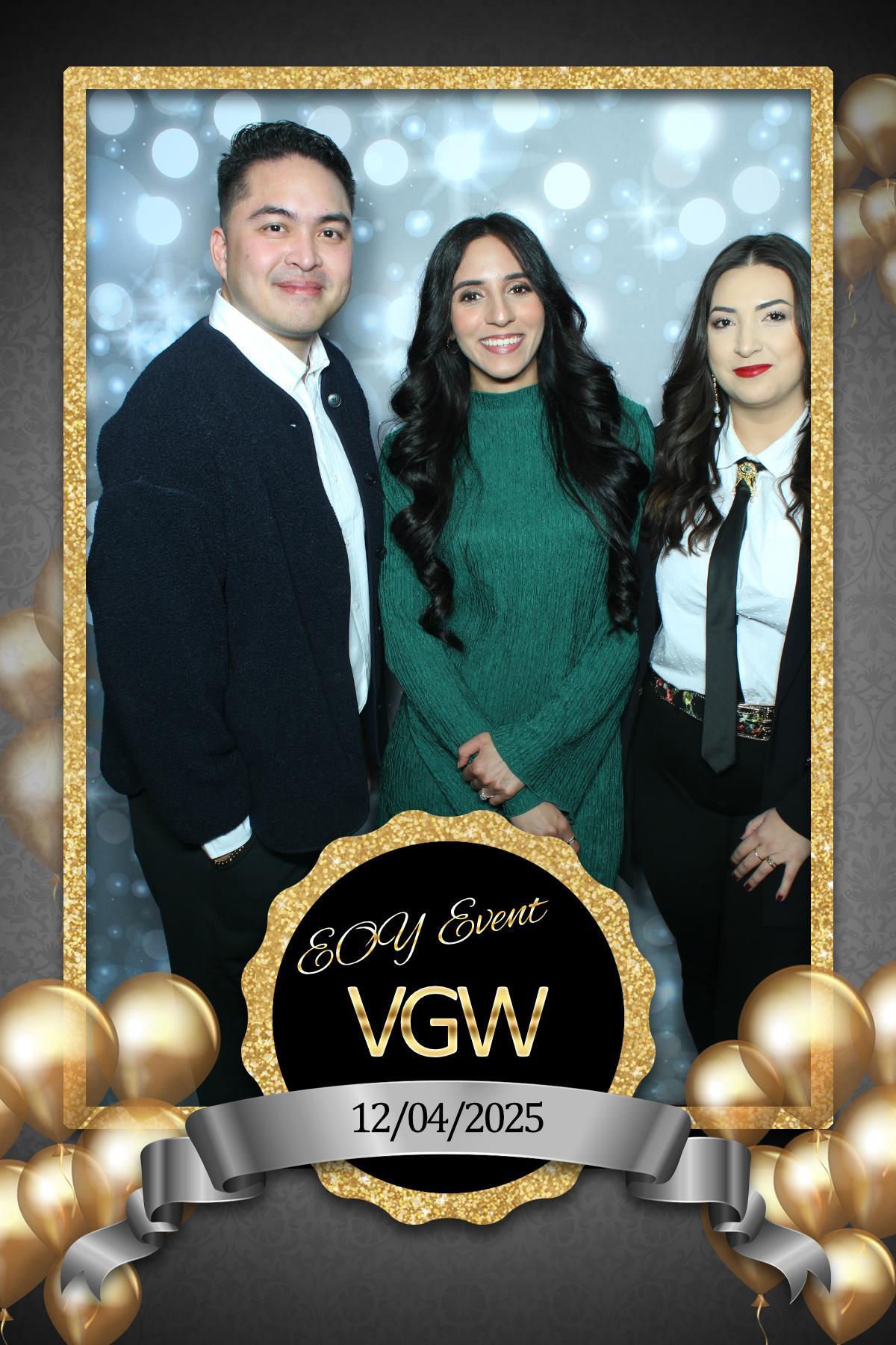VGW End of Year Party | View more photos from the event at gallery.myselfiemirror.ca/u/romanmyselfiemirrorca/VGW-End-of-Year-Party-0