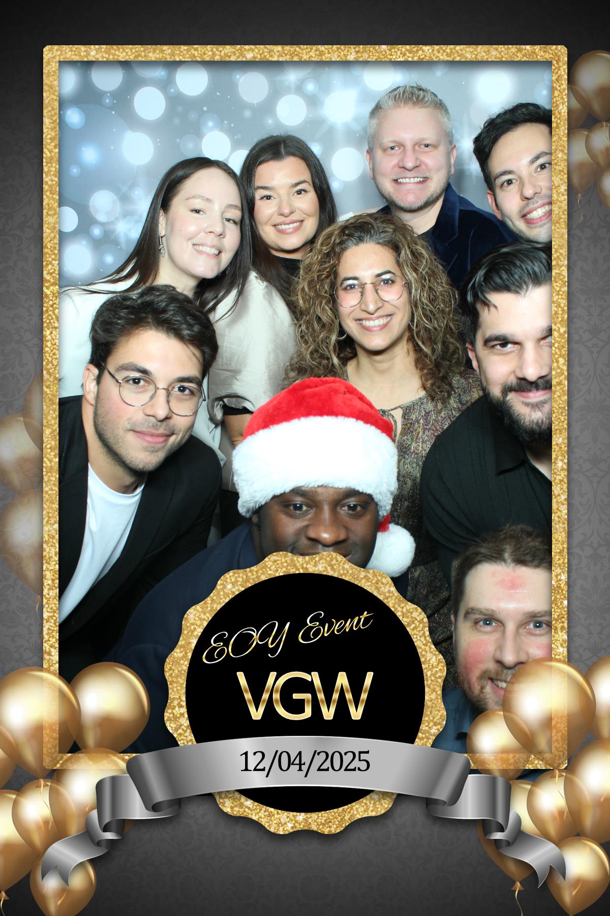 VGW End of Year Party | View more photos from the event at gallery.myselfiemirror.ca/u/romanmyselfiemirrorca/VGW-End-of-Year-Party-0