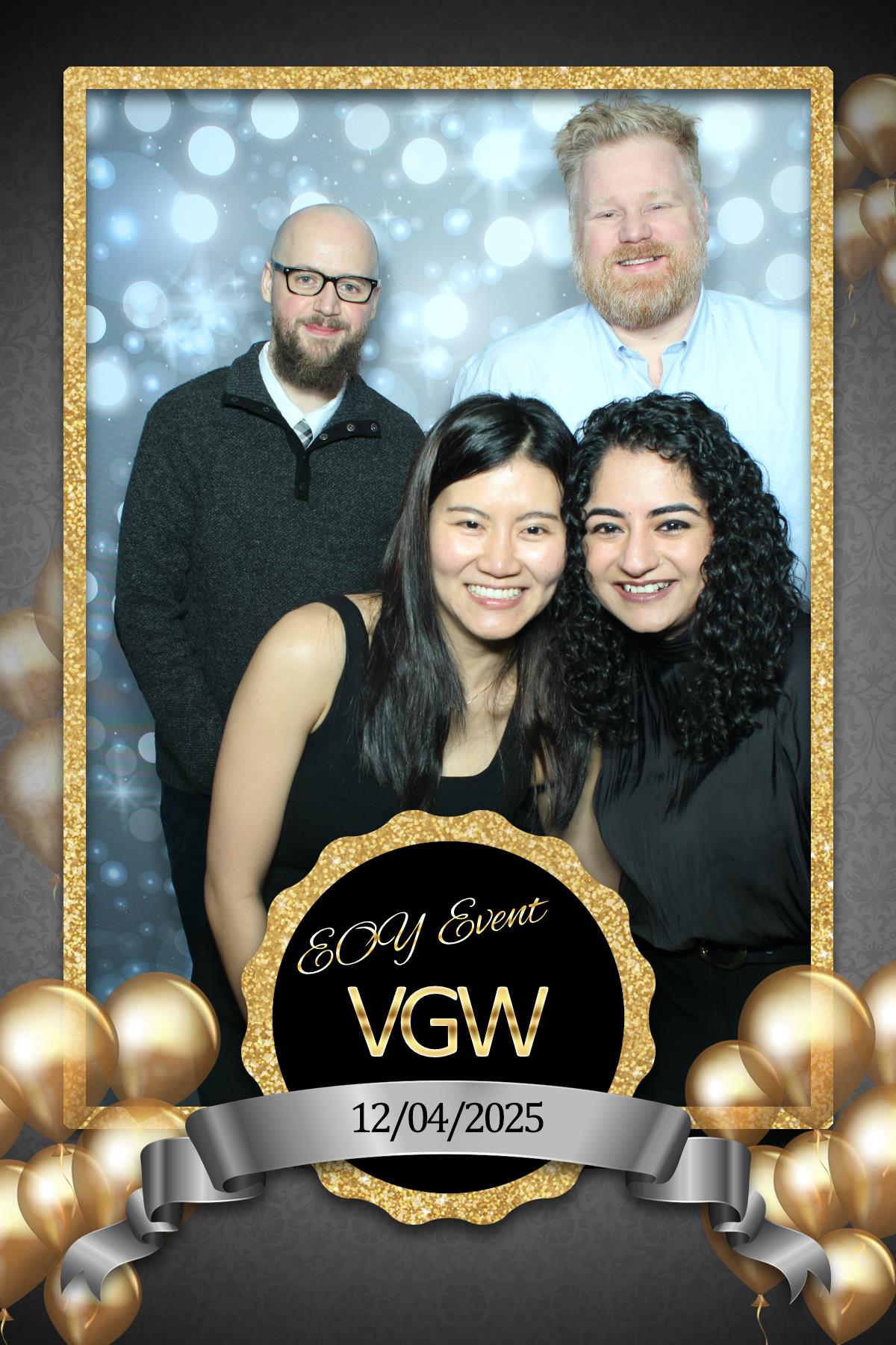 VGW End of Year Party | View more photos from the event at gallery.myselfiemirror.ca/u/romanmyselfiemirrorca/VGW-End-of-Year-Party-0