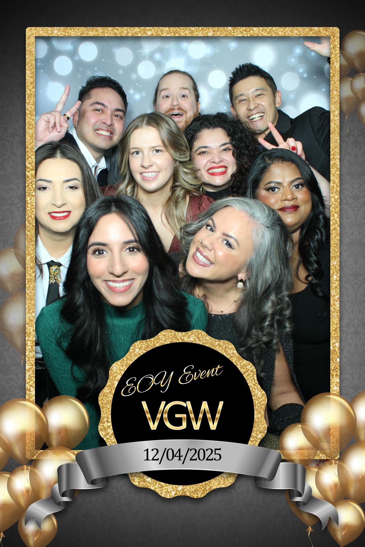 VGW End of Year Party | View more photos from the event at gallery.myselfiemirror.ca/u/romanmyselfiemirrorca/VGW-End-of-Year-Party-0