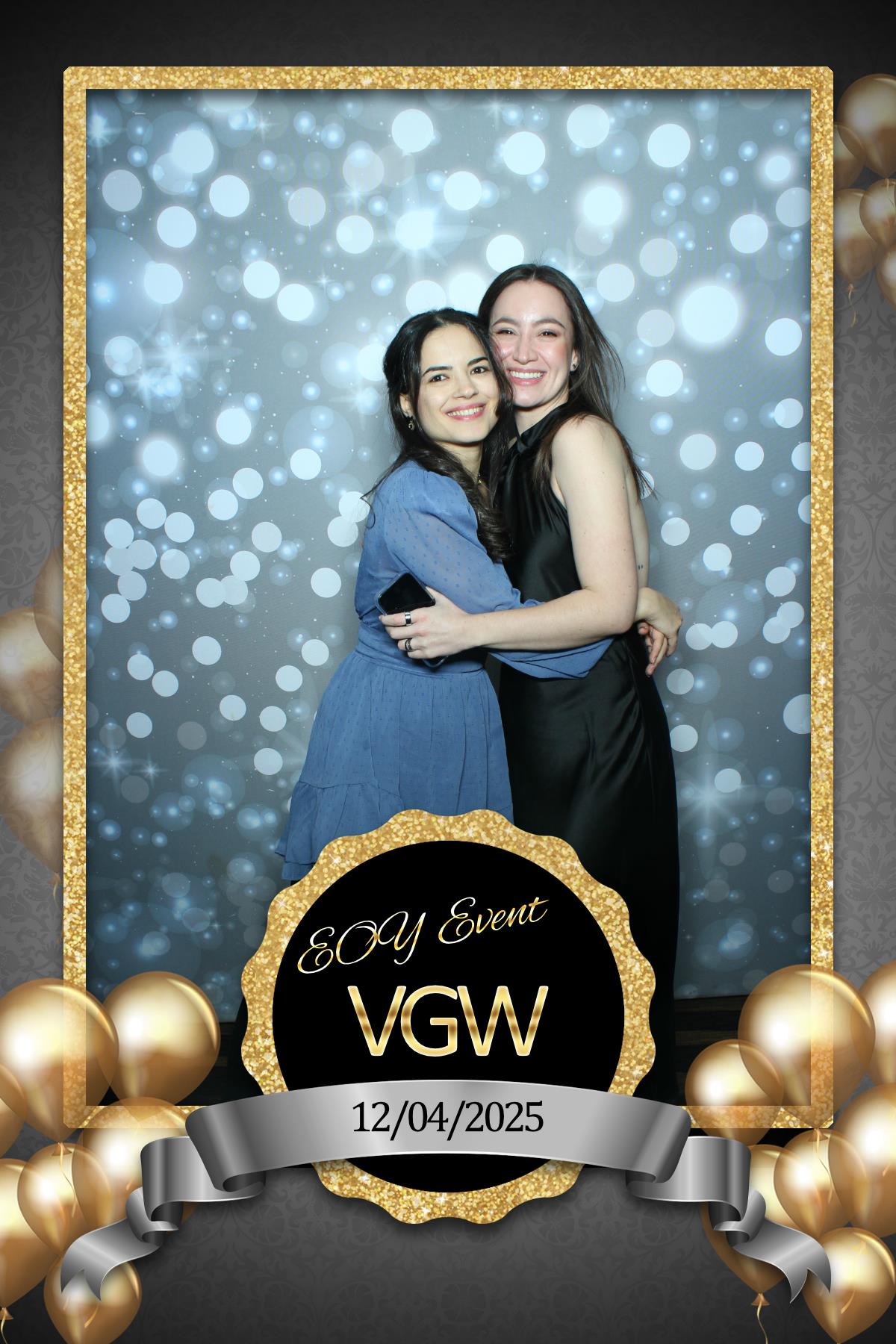 VGW End of Year Party | View more photos from the event at gallery.myselfiemirror.ca/u/romanmyselfiemirrorca/VGW-End-of-Year-Party-0