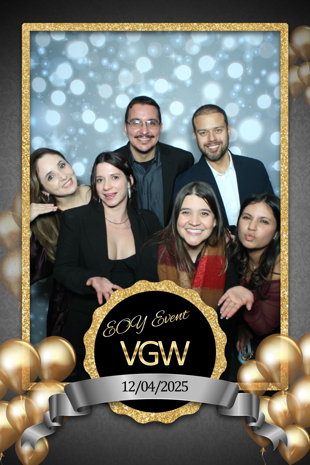 VGW End of Year Party | View more photos from the event at gallery.myselfiemirror.ca/u/romanmyselfiemirrorca/VGW-End-of-Year-Party-0