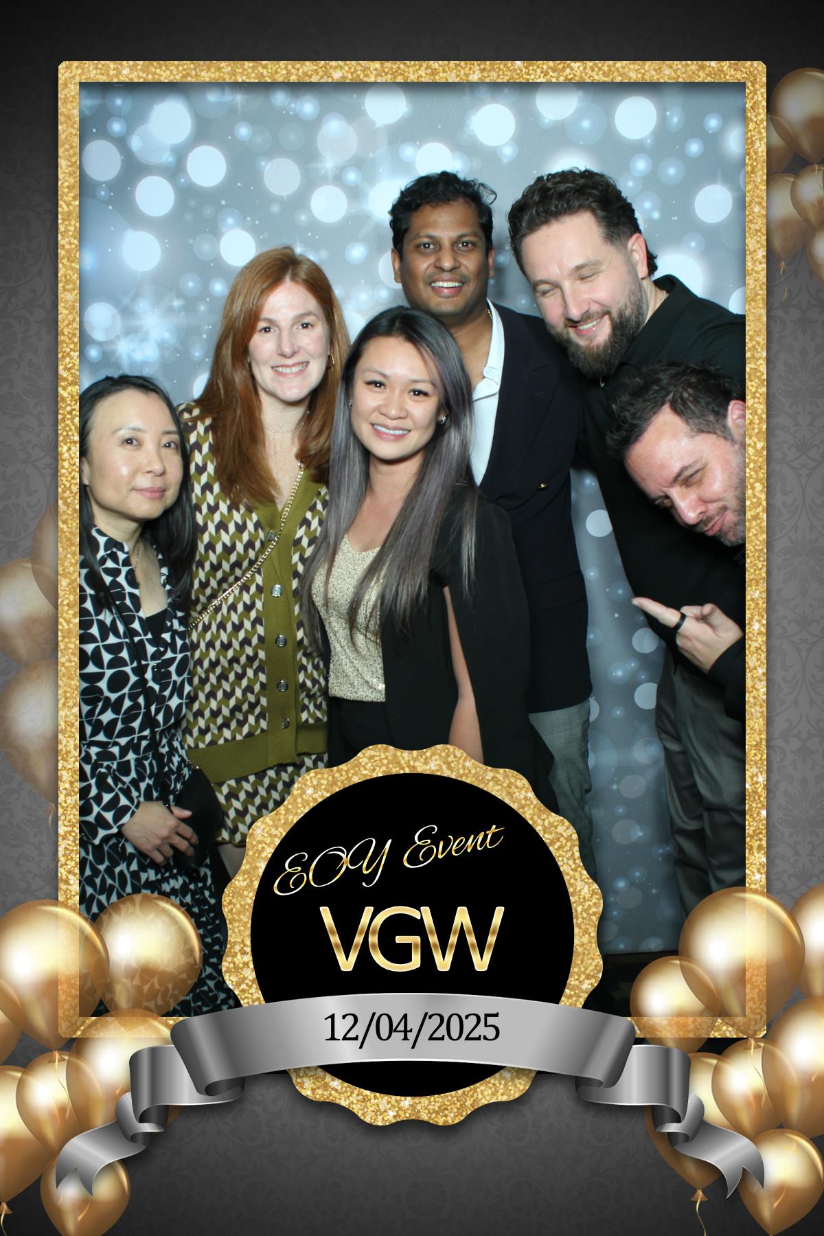 VGW End of Year Party | View more photos from the event at gallery.myselfiemirror.ca/u/romanmyselfiemirrorca/VGW-End-of-Year-Party-0