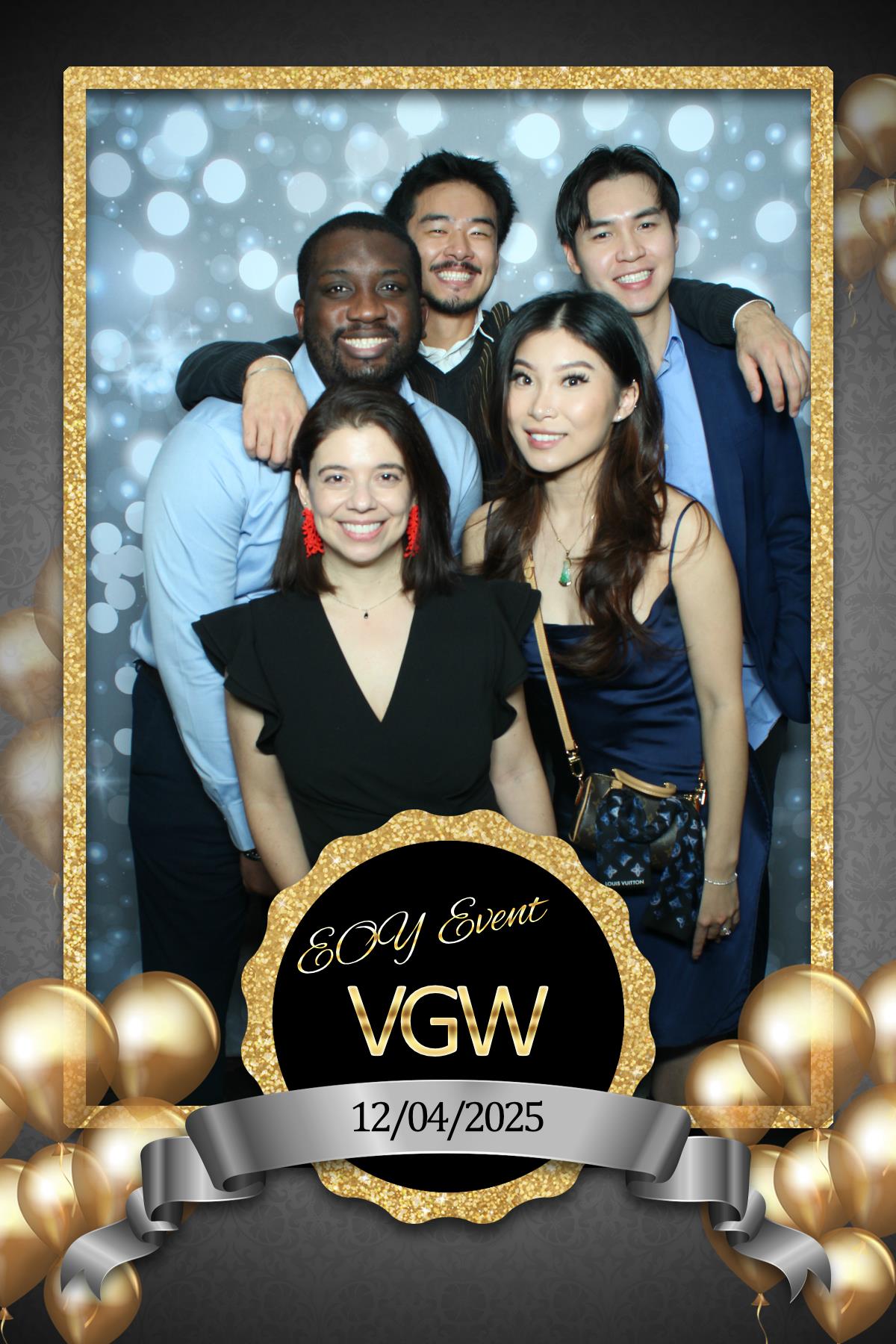 VGW End of Year Party | View more photos from the event at gallery.myselfiemirror.ca/u/romanmyselfiemirrorca/VGW-End-of-Year-Party-0