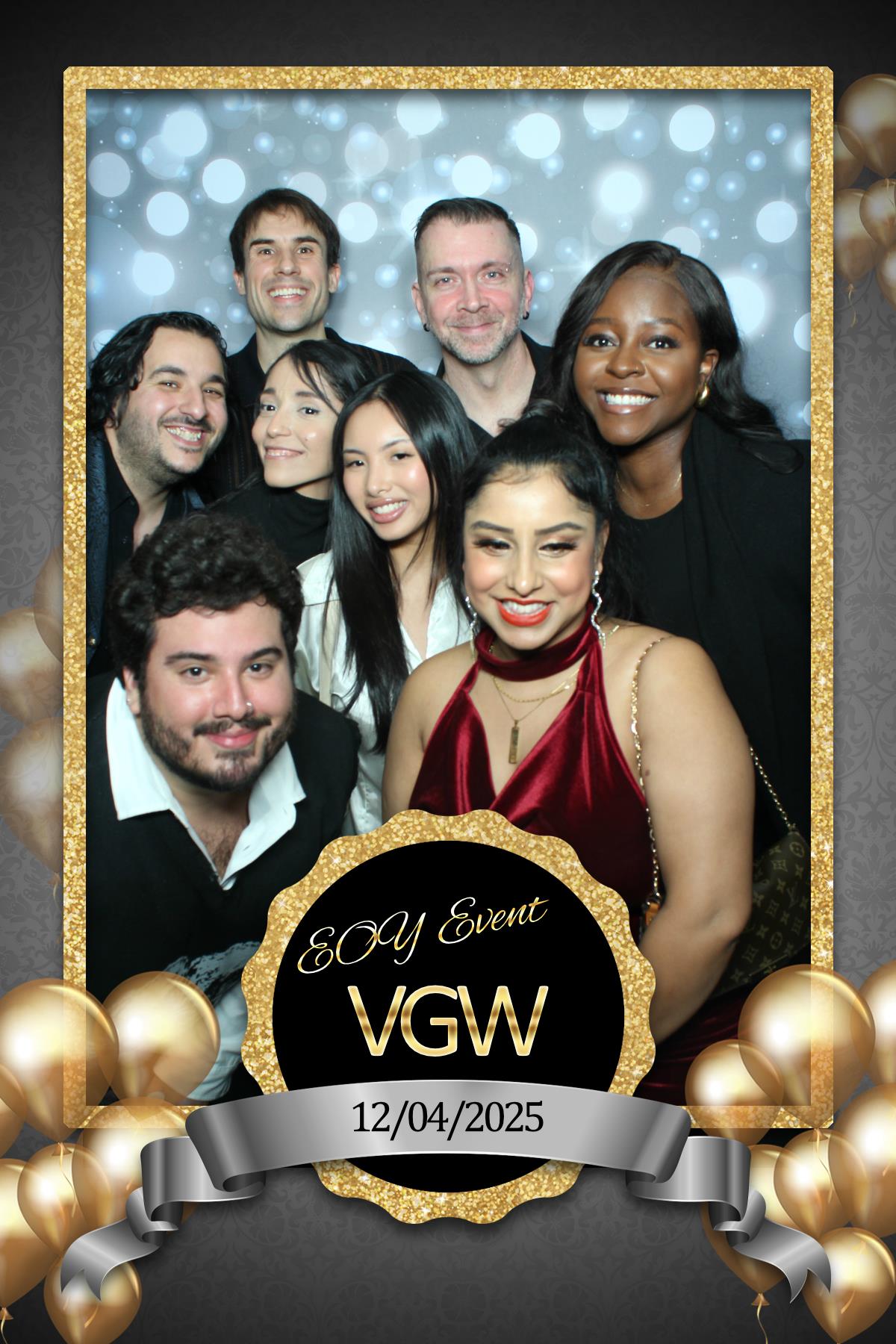 VGW End of Year Party | View more photos from the event at gallery.myselfiemirror.ca/u/romanmyselfiemirrorca/VGW-End-of-Year-Party-0