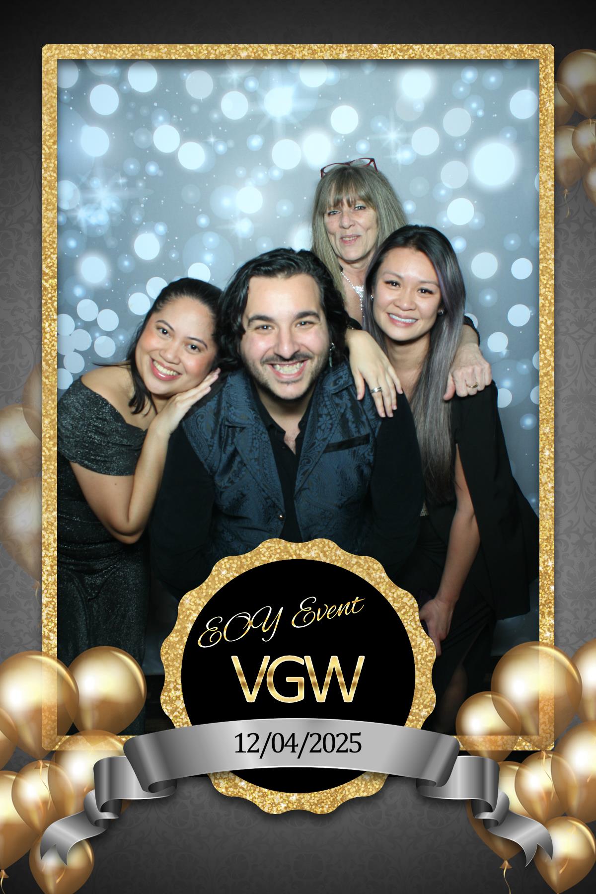 VGW End of Year Party | View more photos from the event at gallery.myselfiemirror.ca/u/romanmyselfiemirrorca/VGW-End-of-Year-Party-0