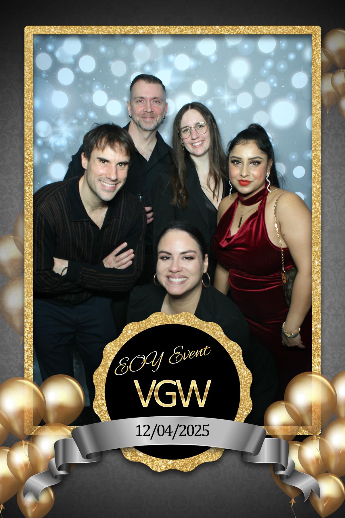 VGW End of Year Party | View more photos from the event at gallery.myselfiemirror.ca/u/romanmyselfiemirrorca/VGW-End-of-Year-Party-0