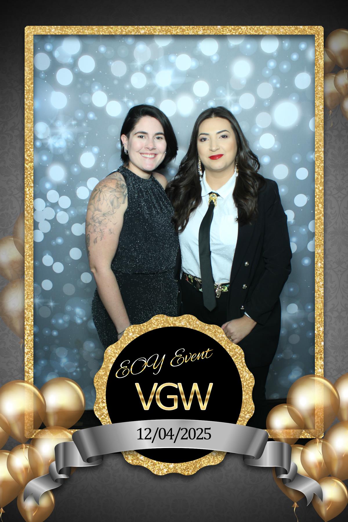 VGW End of Year Party | View more photos from the event at gallery.myselfiemirror.ca/u/romanmyselfiemirrorca/VGW-End-of-Year-Party-0