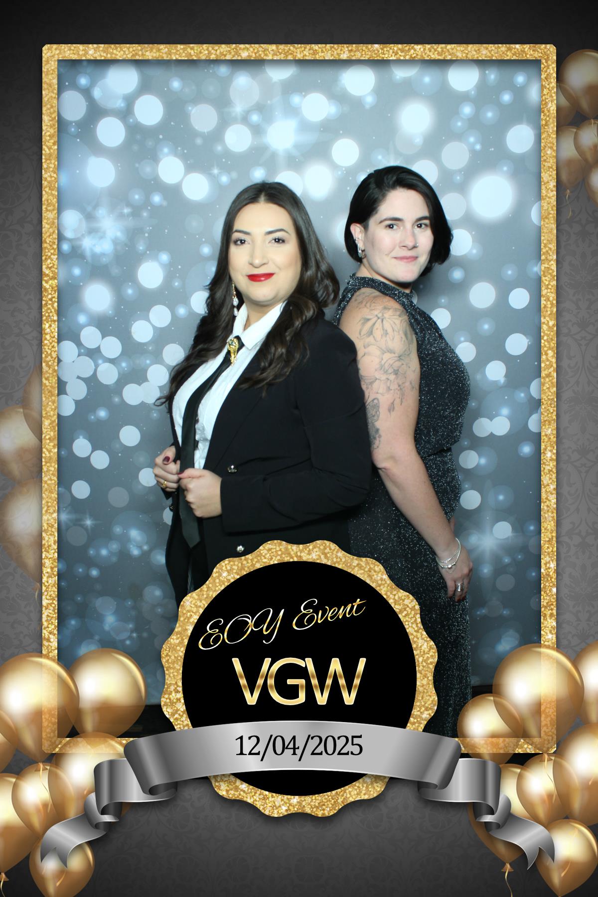 VGW End of Year Party | View more photos from the event at gallery.myselfiemirror.ca/u/romanmyselfiemirrorca/VGW-End-of-Year-Party-0