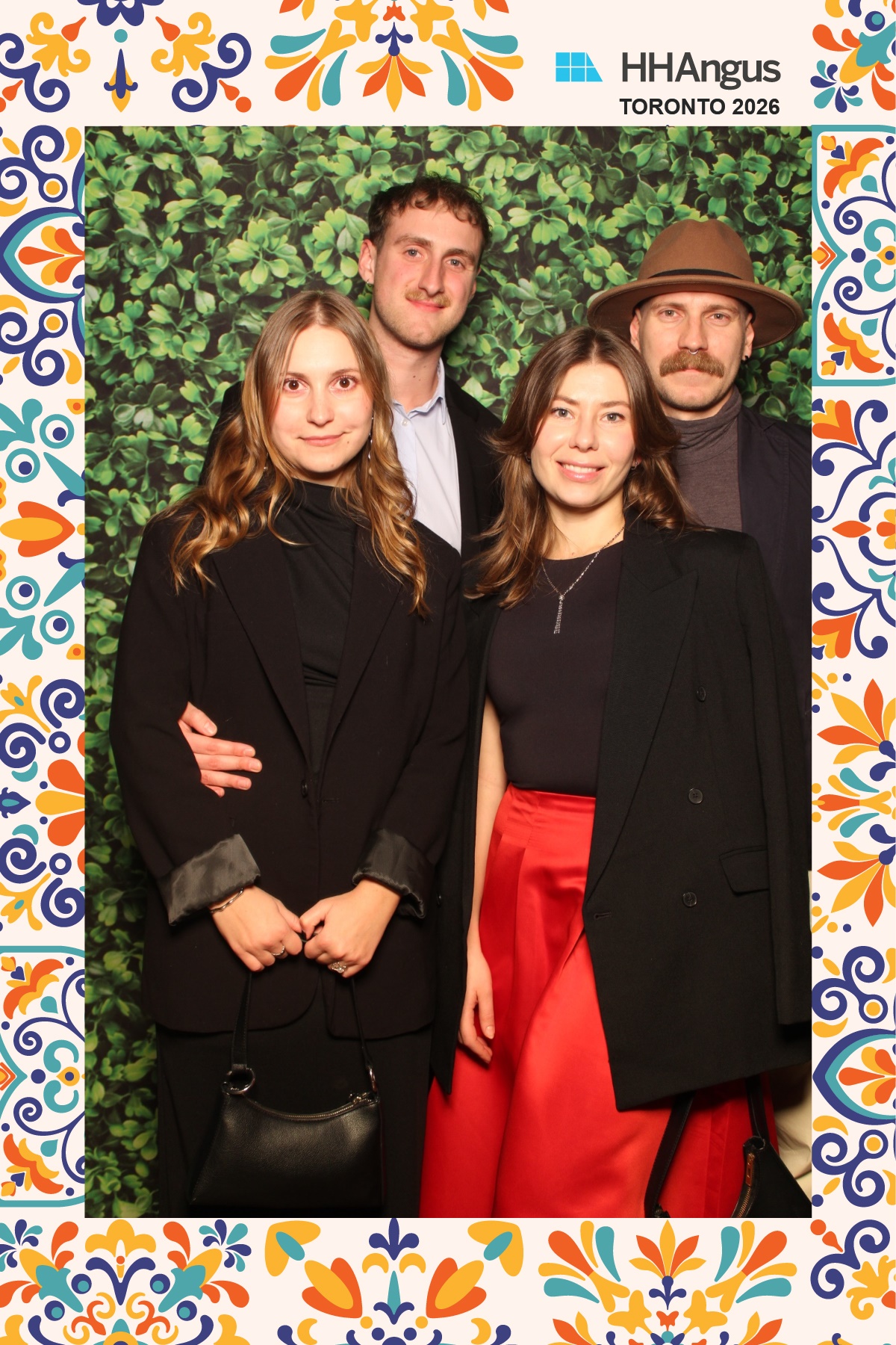 La Vita Dolce - HH Angus Toronto 2026 | View more photos from the event at gallery.myselfiemirror.ca/u/romanmyselfiemirrorca/La-Vita-Dolce-HH-Angus-Toronto-2026