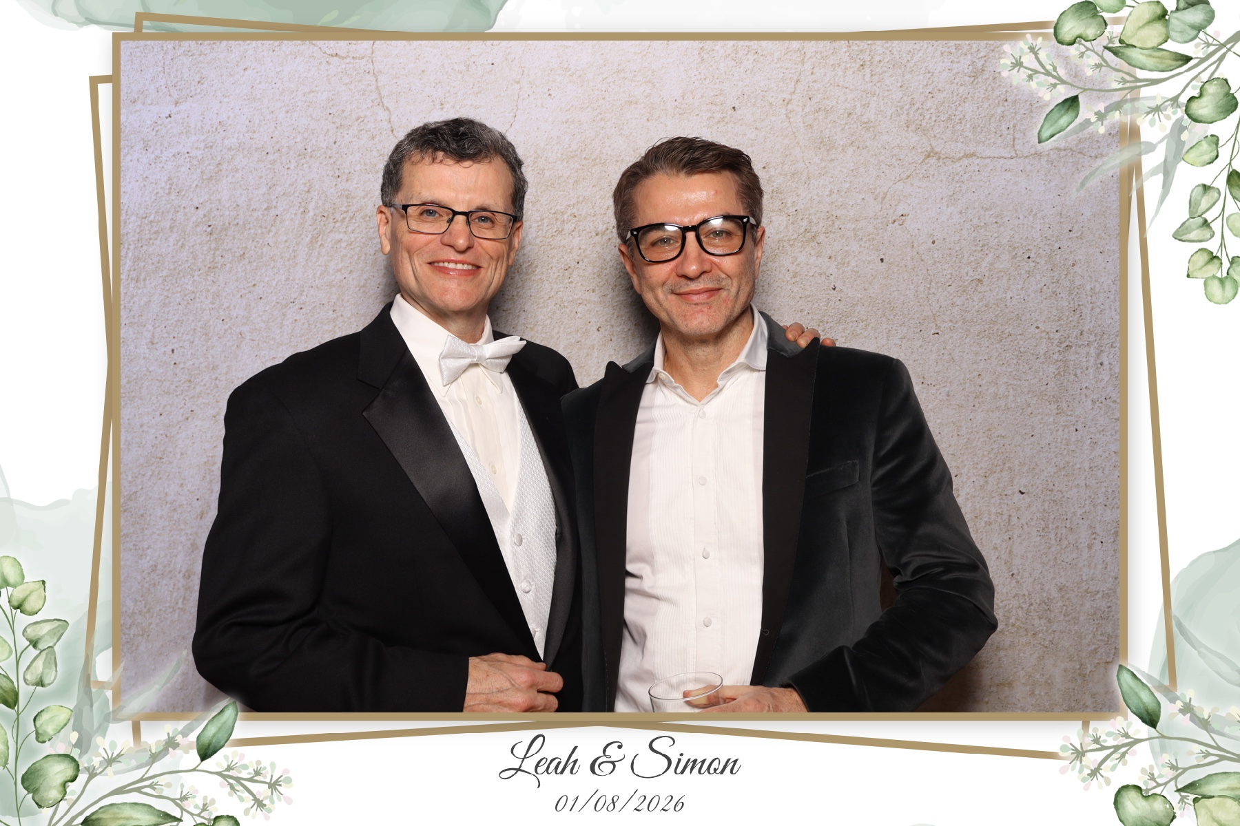 Leah & Simon  | View more photos from the event at gallery.myselfiemirror.ca/u/romanmyselfiemirrorca/Leah-Simon