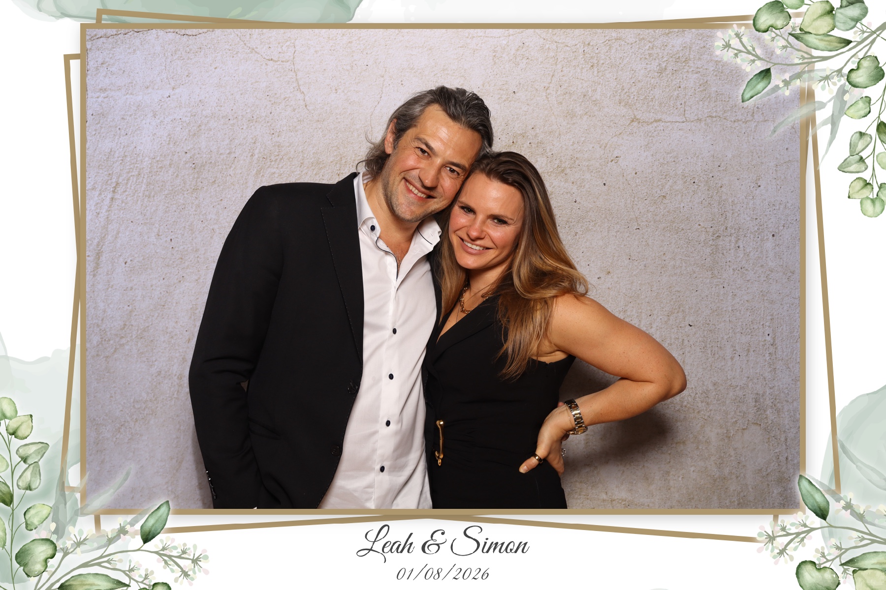 Leah & Simon  | View more photos from the event at gallery.myselfiemirror.ca/u/romanmyselfiemirrorca/Leah-Simon