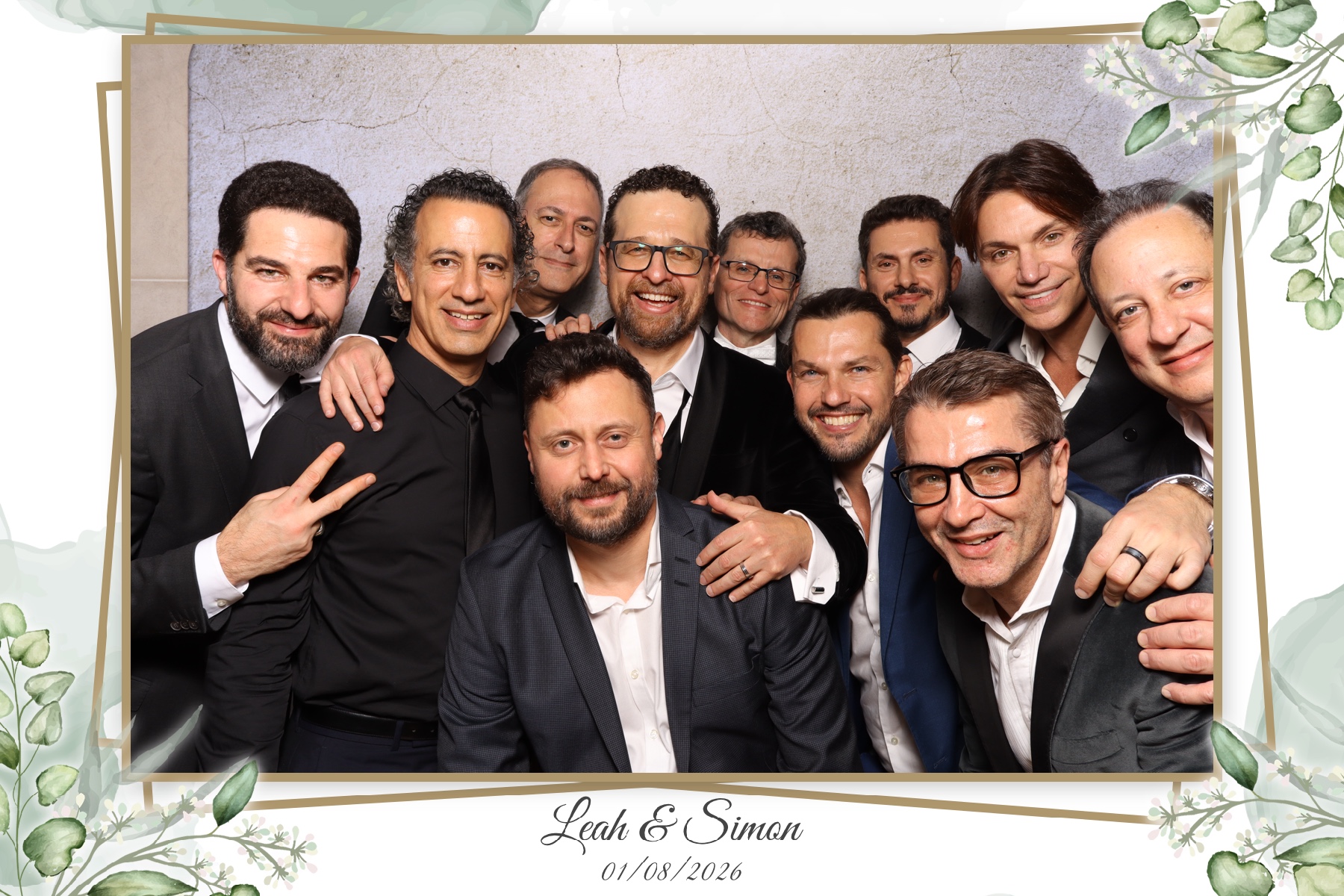 Leah & Simon  | View more photos from the event at gallery.myselfiemirror.ca/u/romanmyselfiemirrorca/Leah-Simon