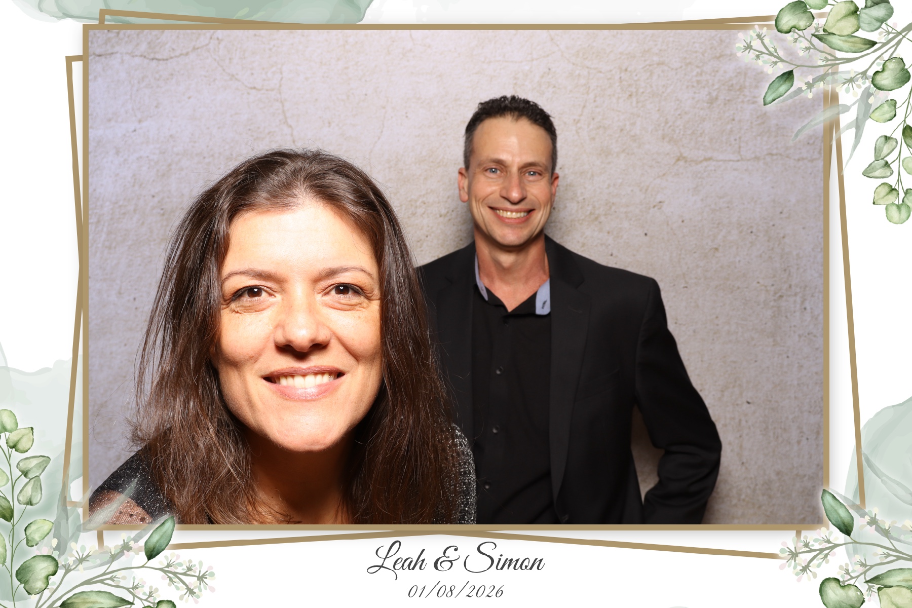 Leah & Simon  | View more photos from the event at gallery.myselfiemirror.ca/u/romanmyselfiemirrorca/Leah-Simon