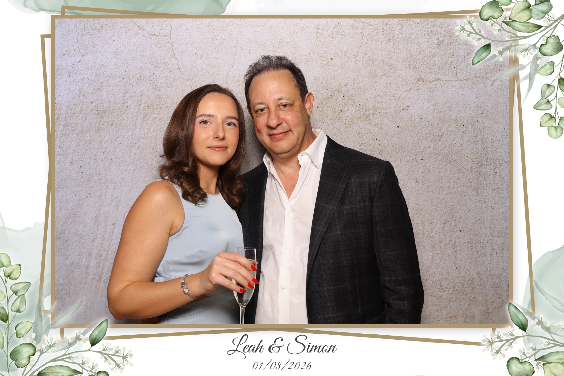 Leah & Simon  | View more photos from the event at gallery.myselfiemirror.ca/u/romanmyselfiemirrorca/Leah-Simon