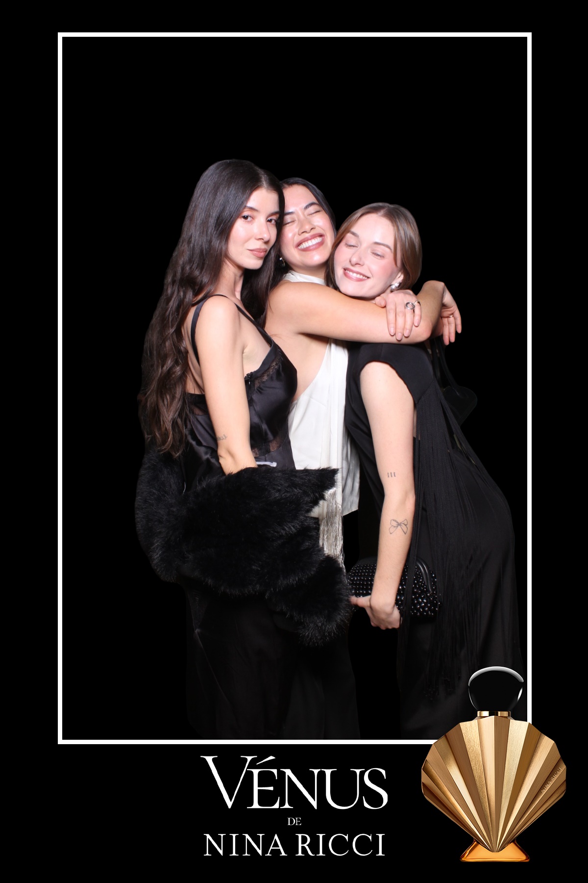 Venus de Nina Ricci  | View more photos from the event at gallery.myselfiemirror.ca/u/romanmyselfiemirrorca/Venus-de-Nina-Ricci