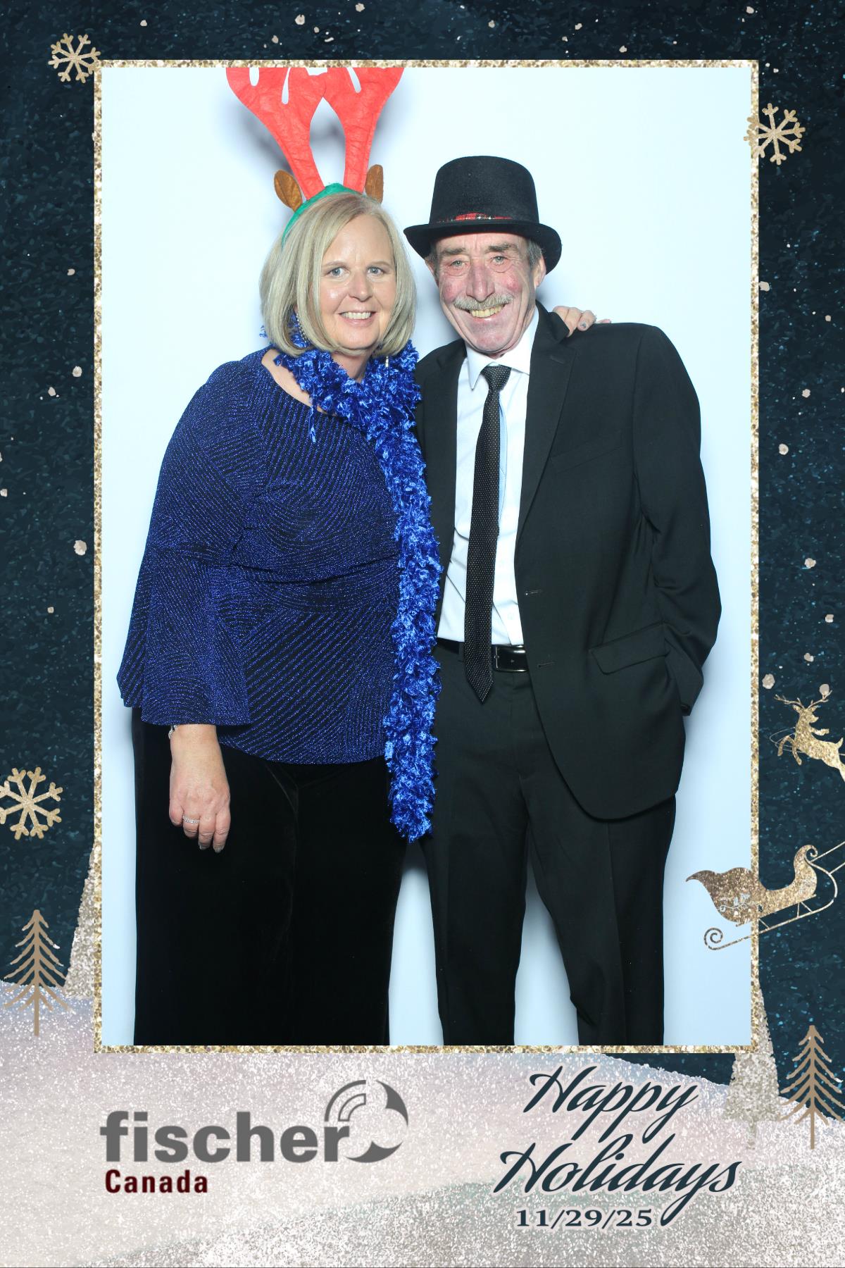 fischer Canada Holiday Party | View more photos from the event at gallery.myselfiemirror.ca/u/romanmyselfiemirrorca/fischer-Canada-Holiday-Party-0