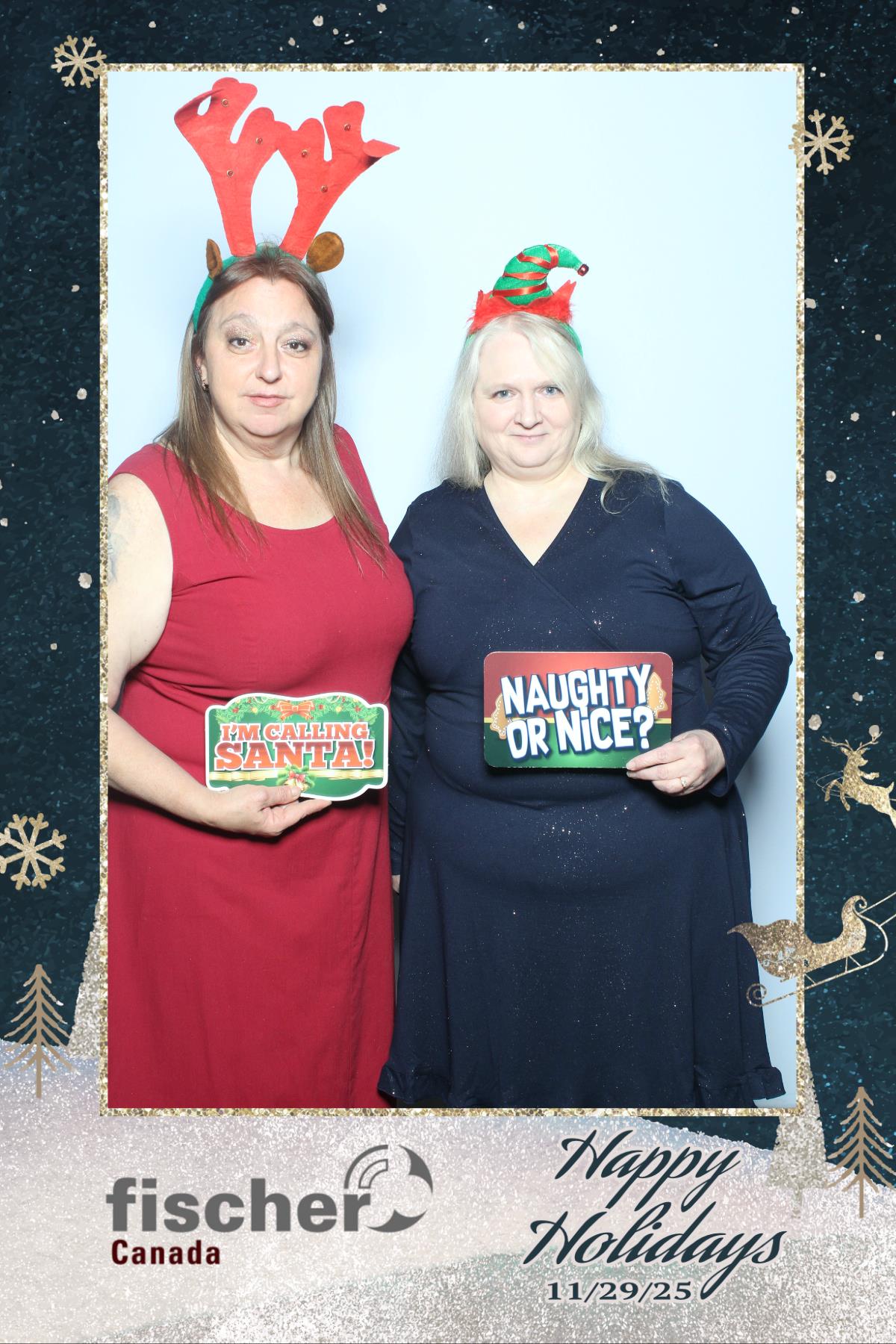 fischer Canada Holiday Party | View more photos from the event at gallery.myselfiemirror.ca/u/romanmyselfiemirrorca/fischer-Canada-Holiday-Party-0