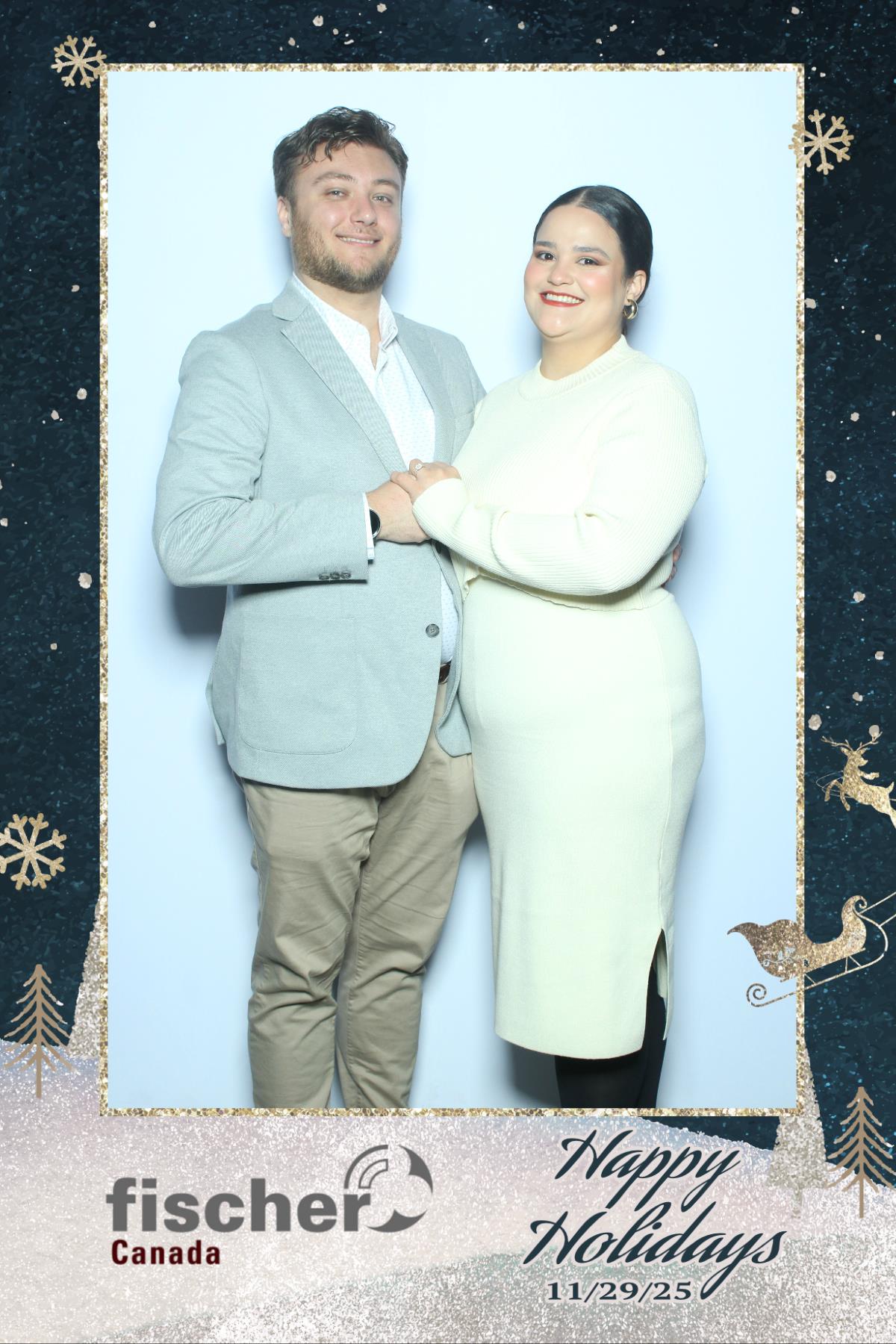 fischer Canada Holiday Party | View more photos from the event at gallery.myselfiemirror.ca/u/romanmyselfiemirrorca/fischer-Canada-Holiday-Party-0