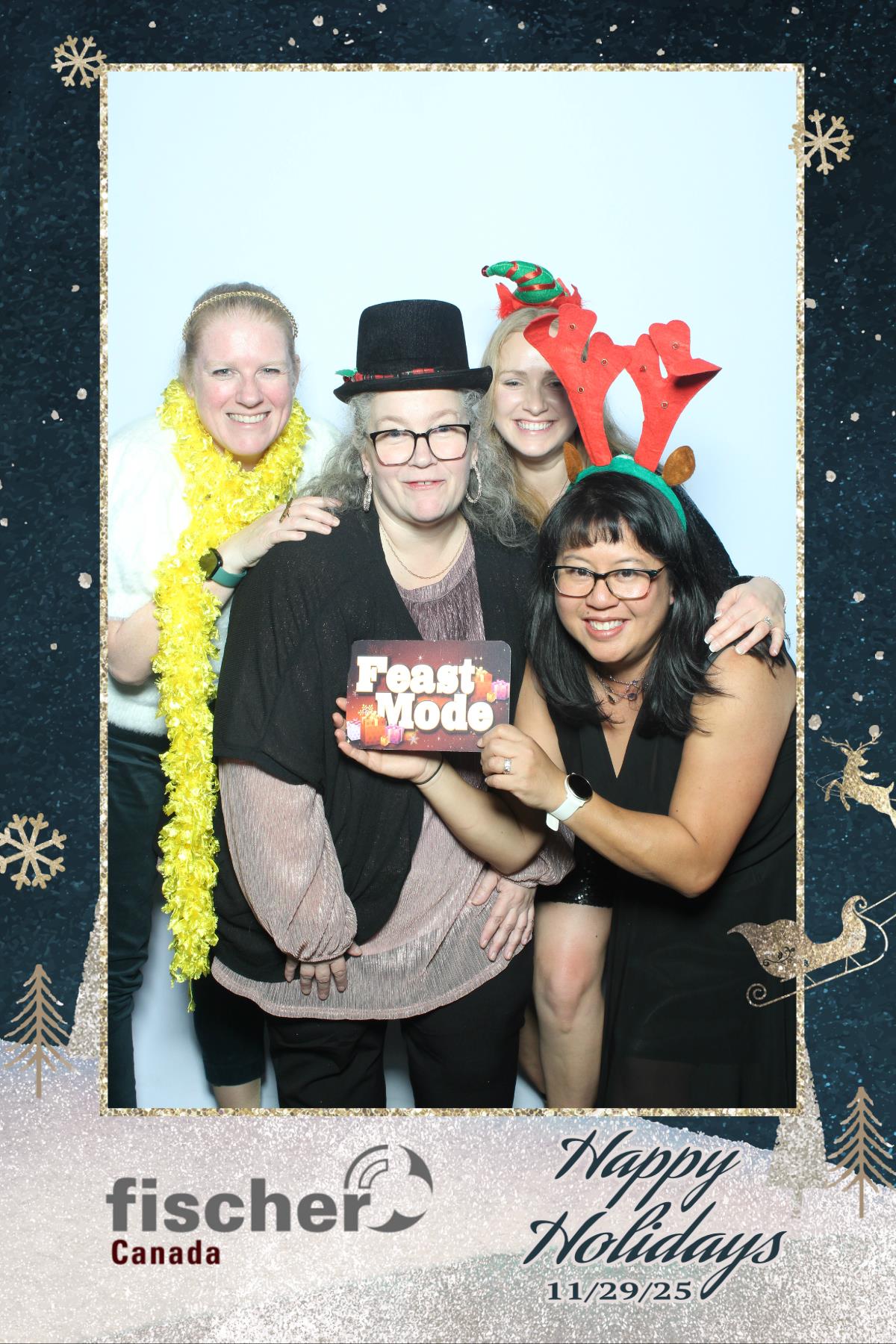 fischer Canada Holiday Party | View more photos from the event at gallery.myselfiemirror.ca/u/romanmyselfiemirrorca/fischer-Canada-Holiday-Party-0