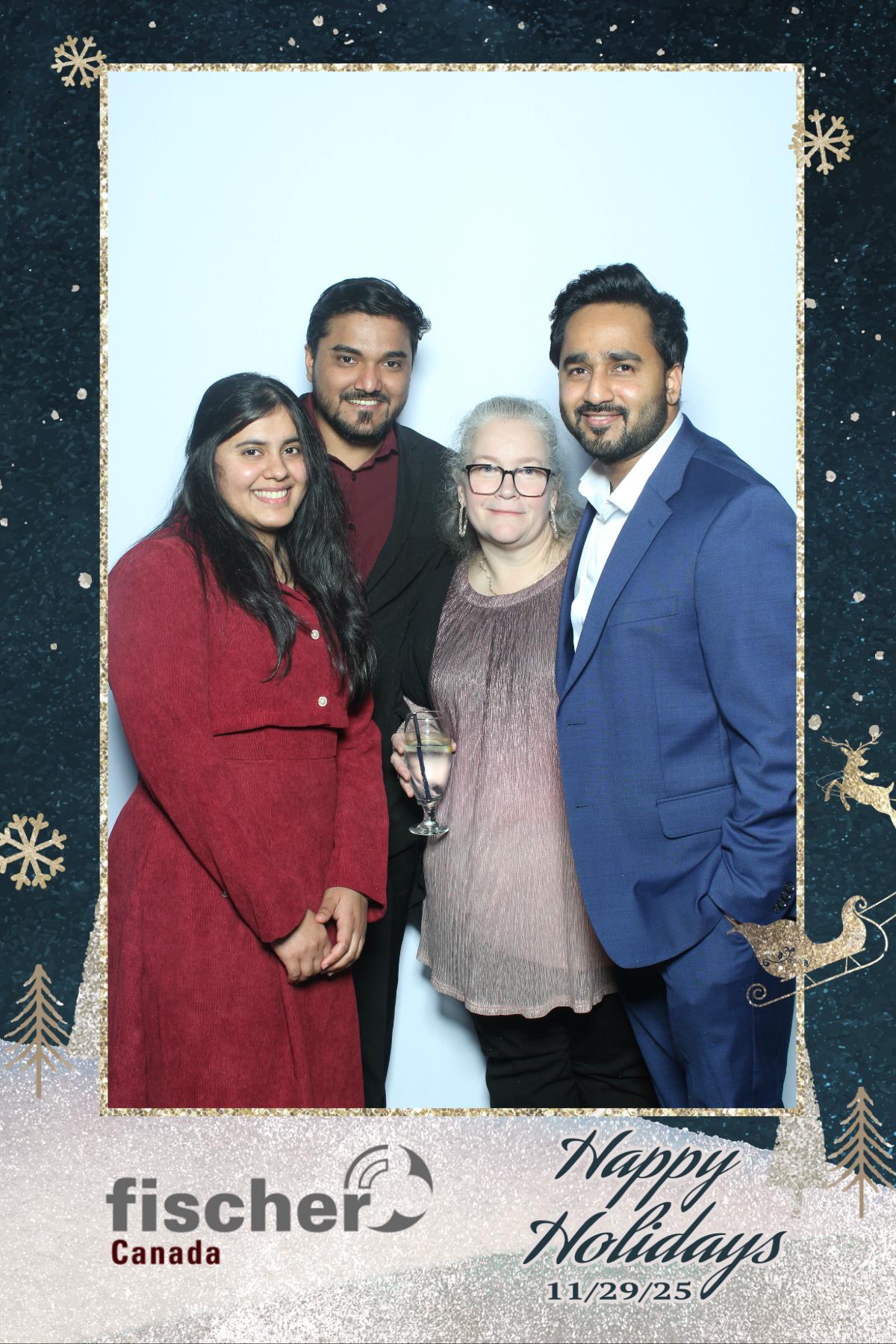 fischer Canada Holiday Party | View more photos from the event at gallery.myselfiemirror.ca/u/romanmyselfiemirrorca/fischer-Canada-Holiday-Party-0