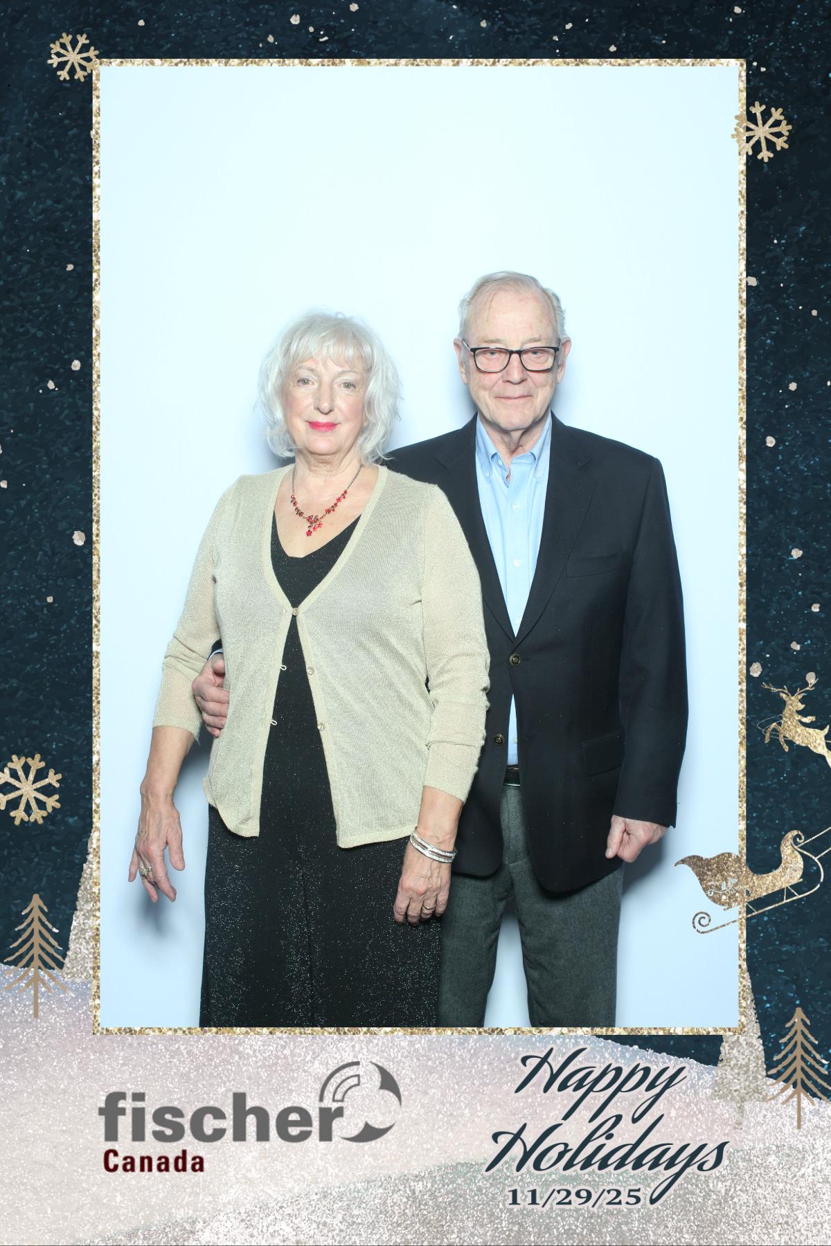 fischer Canada Holiday Party | View more photos from the event at gallery.myselfiemirror.ca/u/romanmyselfiemirrorca/fischer-Canada-Holiday-Party-0