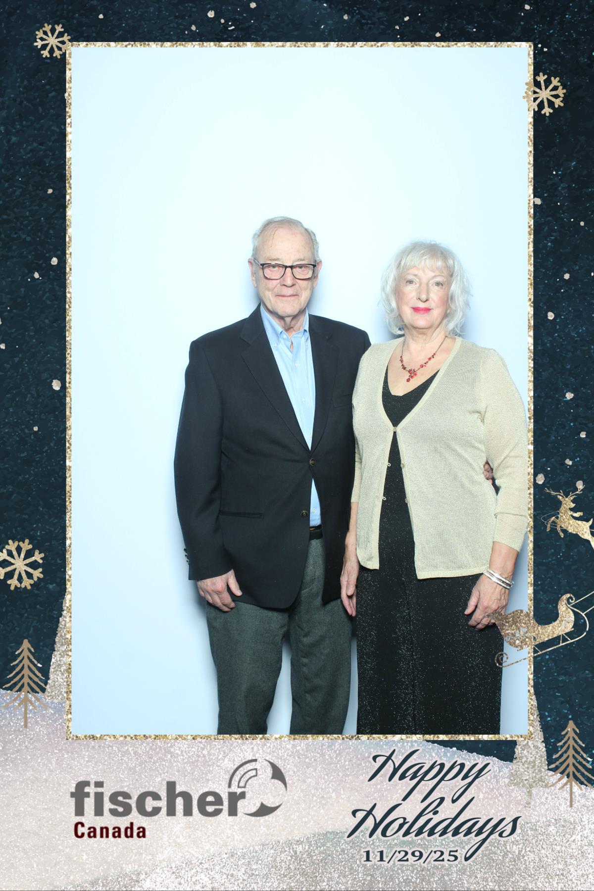 fischer Canada Holiday Party | View more photos from the event at gallery.myselfiemirror.ca/u/romanmyselfiemirrorca/fischer-Canada-Holiday-Party-0