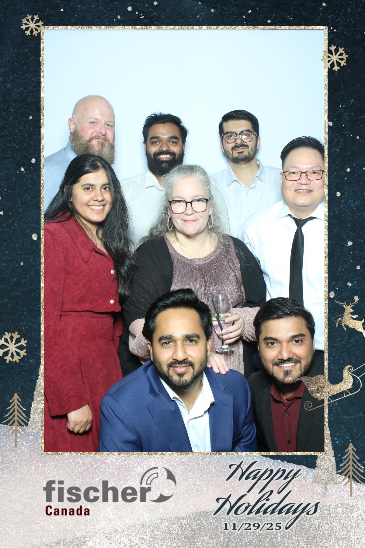 fischer Canada Holiday Party | View more photos from the event at gallery.myselfiemirror.ca/u/romanmyselfiemirrorca/fischer-Canada-Holiday-Party-0